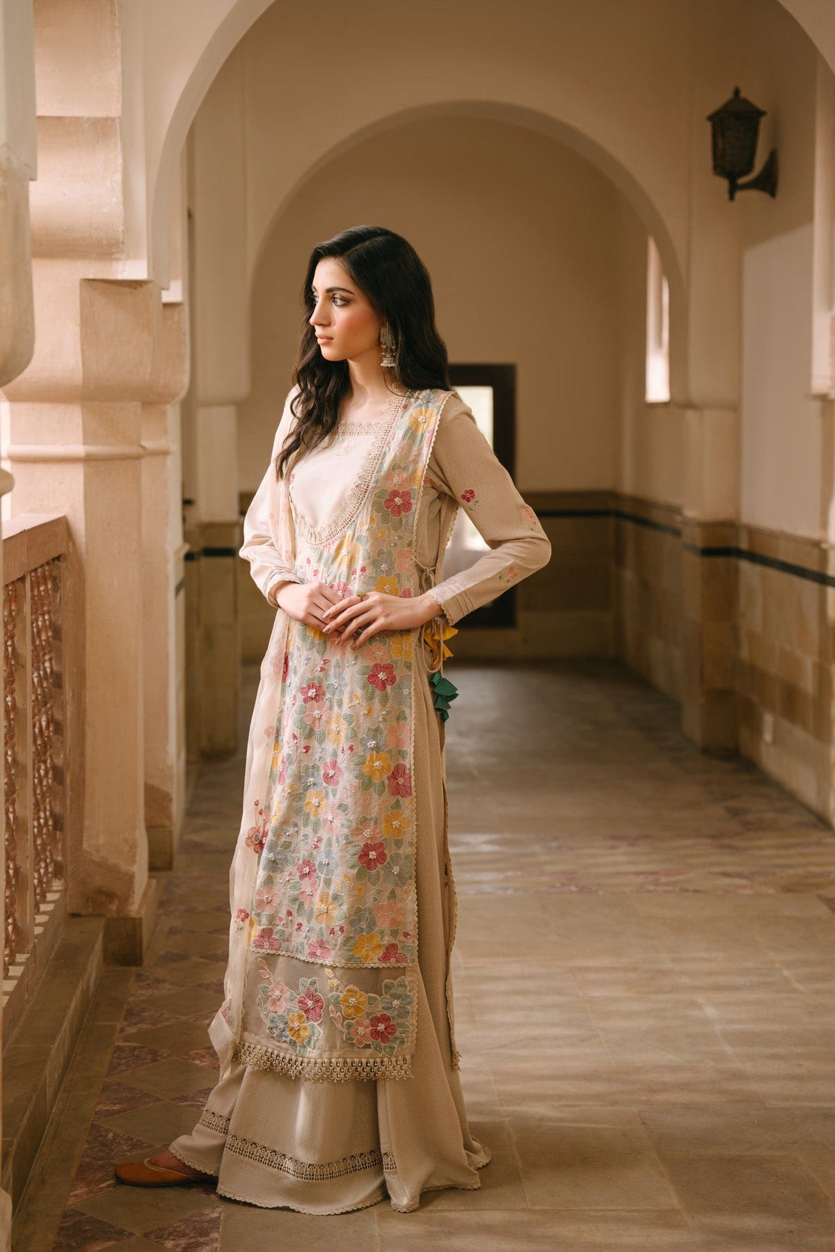 Taana Baana | Manzil Winter | M3407A L Beige Karandi