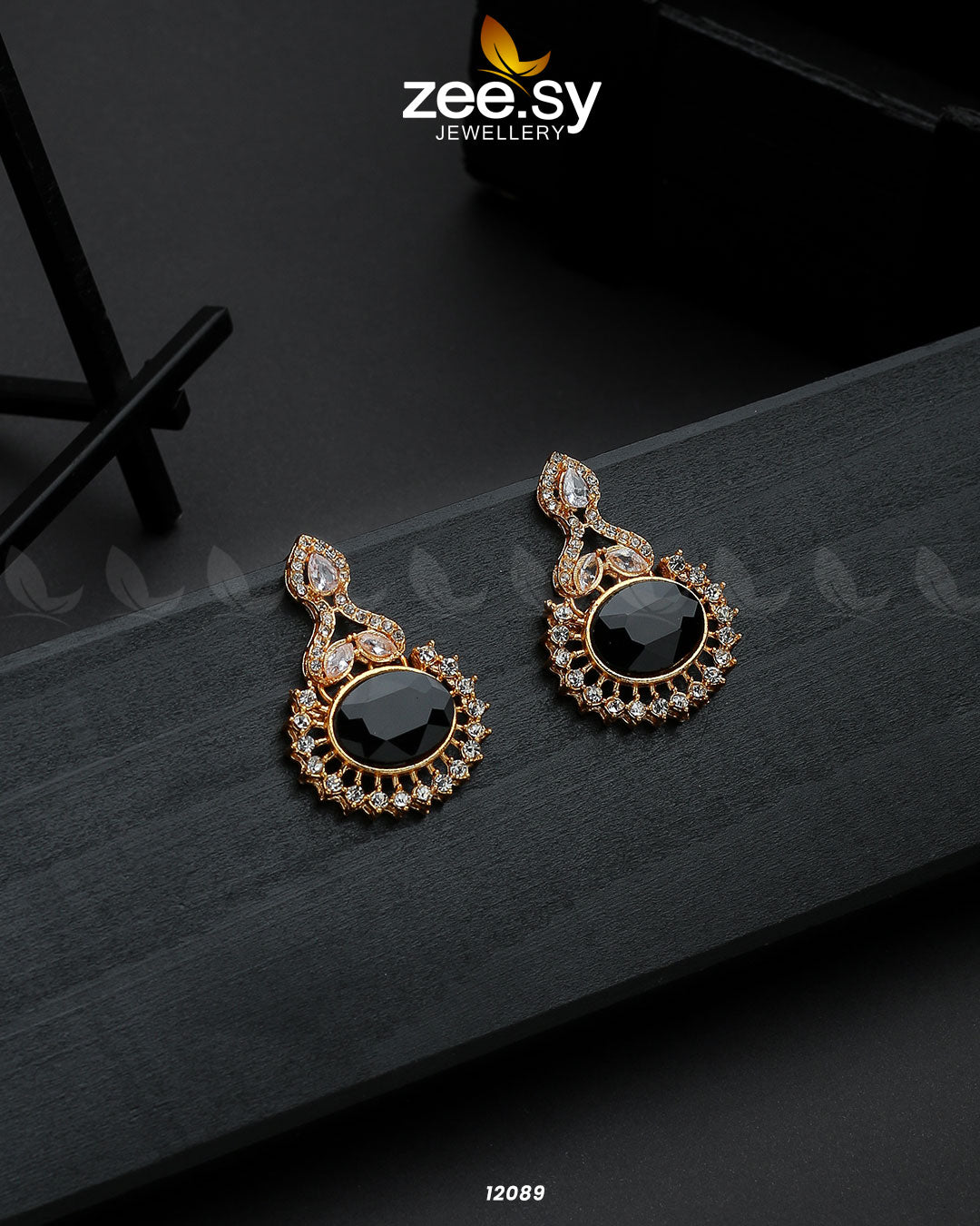 Golden Aaina-E-Dil Black
