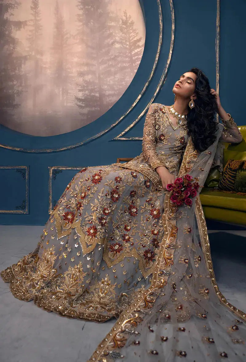Akbar Aslam | Orphic Bridals | Queen Bee - Pakistani Designer Dress - by Akbar Aslam | Type: Bridal - 100% Original at Saira Sultan