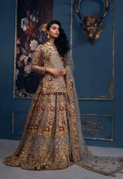 Akbar Aslam | Orphic Bridals | Queen Bee - Pakistani Designer Dress - by Akbar Aslam | Type: Bridal - 100% Original at Saira Sultan