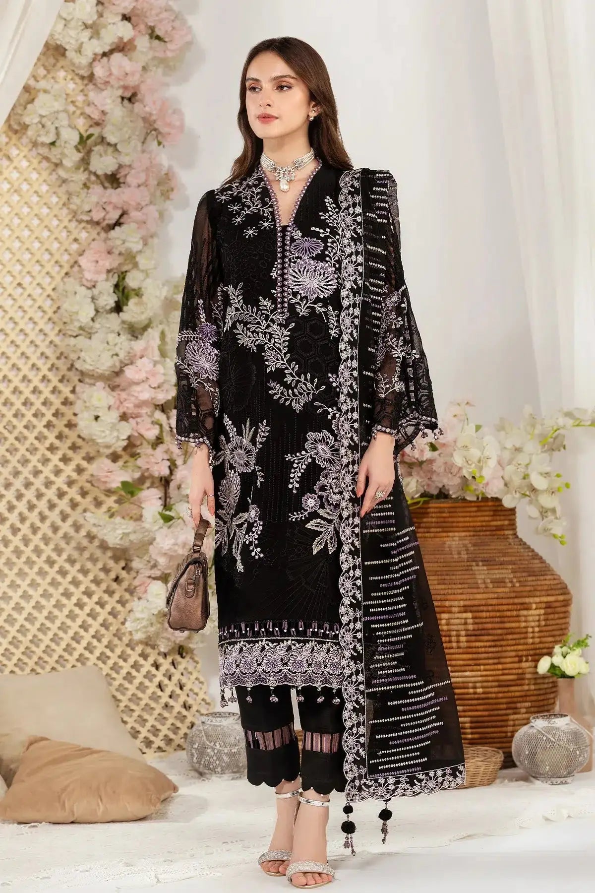 Alizeh | Formals Collection | Arisha - Pakistani Designer Dress - by Alizeh | Type: Formal - 100% Original at Saira Sultan