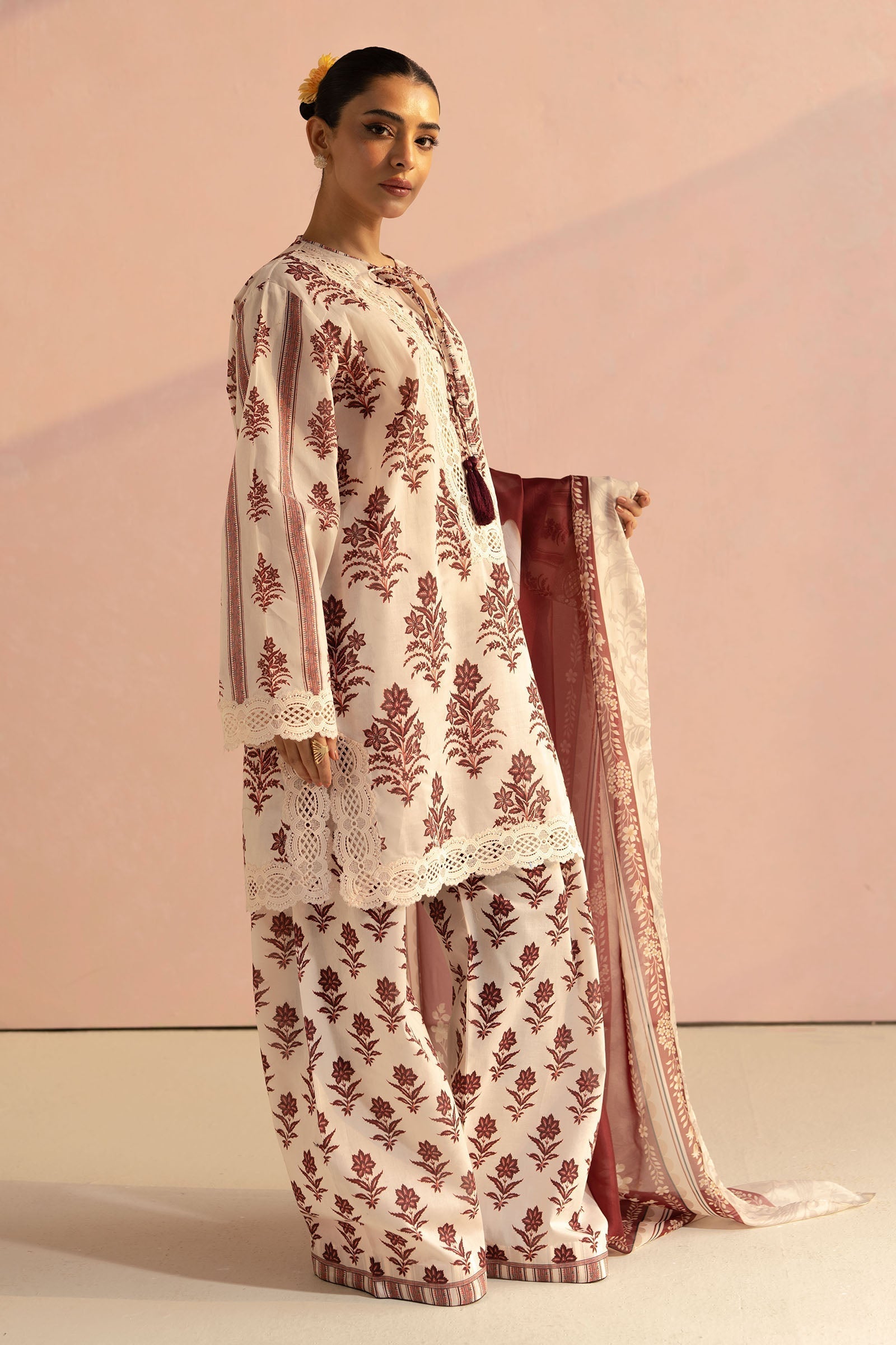 Zara Shahjahan | Coco Prints 25 | Amari-1B M Beige Lawn