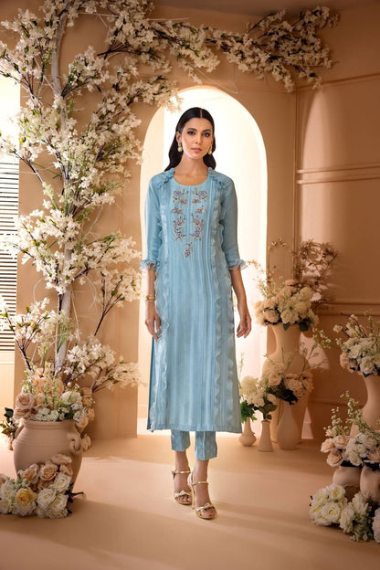 Anam Akhlaq | Festive Collection | D-32 - Pakistani Designer Dress - by Anam Akhlaq | Type: Formal - 100% Original at Saira Sultan