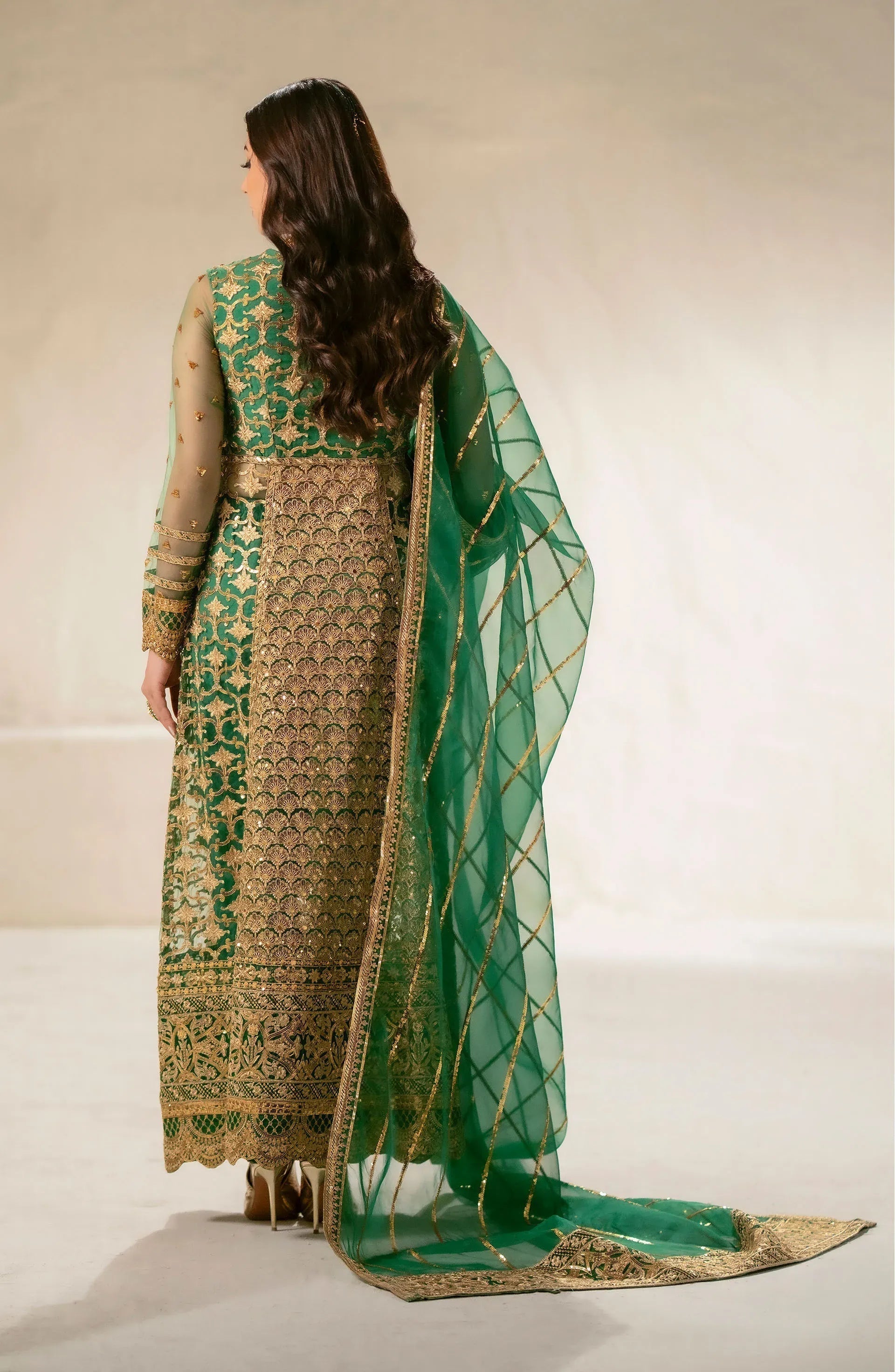 Maryum N Maria | Luxury Formals | DELBAR - MW24-570 - Pakistani Designer Dress - by Maryum N Maria | Type: Formal - 100% Original at Saira Sultan
