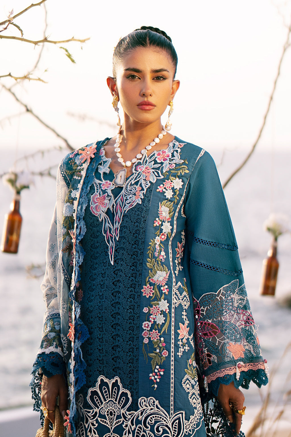 AJR Couture | Dastan Luxury Lawn 25 | Aura M Sea Green Lawn