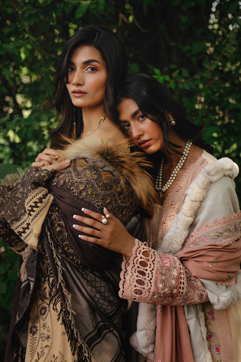 Saira Rizwan | Winter 2024 | NERIA-SRW24-07 M Beige Velvet