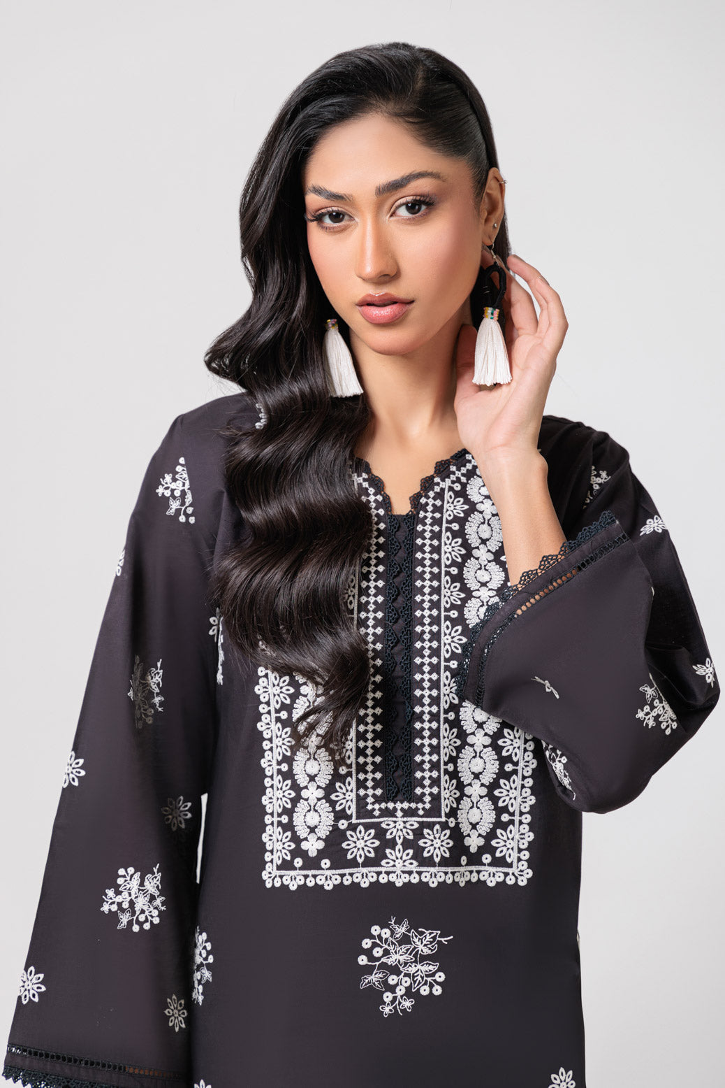 Bonanza Satrangi | Black Cambric 2 Piece (BS2242P10) 16 Black