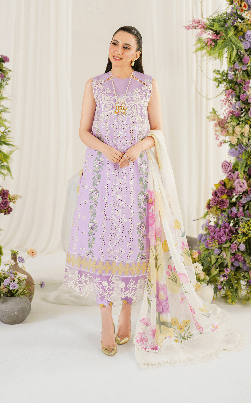 Asifa and Nabeel | Pretty in Pink Limited Edition | Babys Breath (PP-8) - Pakistani Designer Dress - by Asifa and Nabeel | Type: Luxury - 100% Original at Saira Sultan
