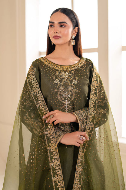 Baroque | Luxury Formals 24 | SILK UF-616 - Pakistani Designer Dress - by Baroque | Type: Ladies Clothes - 100% Original at Saira Sultan