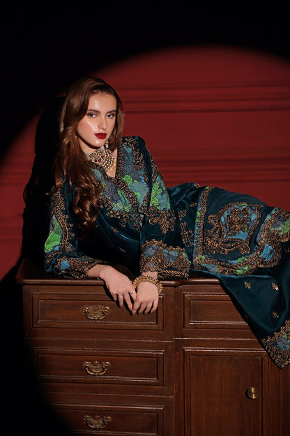 Charizma | Signora Velvet | Velvet CVT4-07 - Pakistani Designer Dress - by Charizma | Type: Ladies Clothes - 100% Original at Saira Sultan