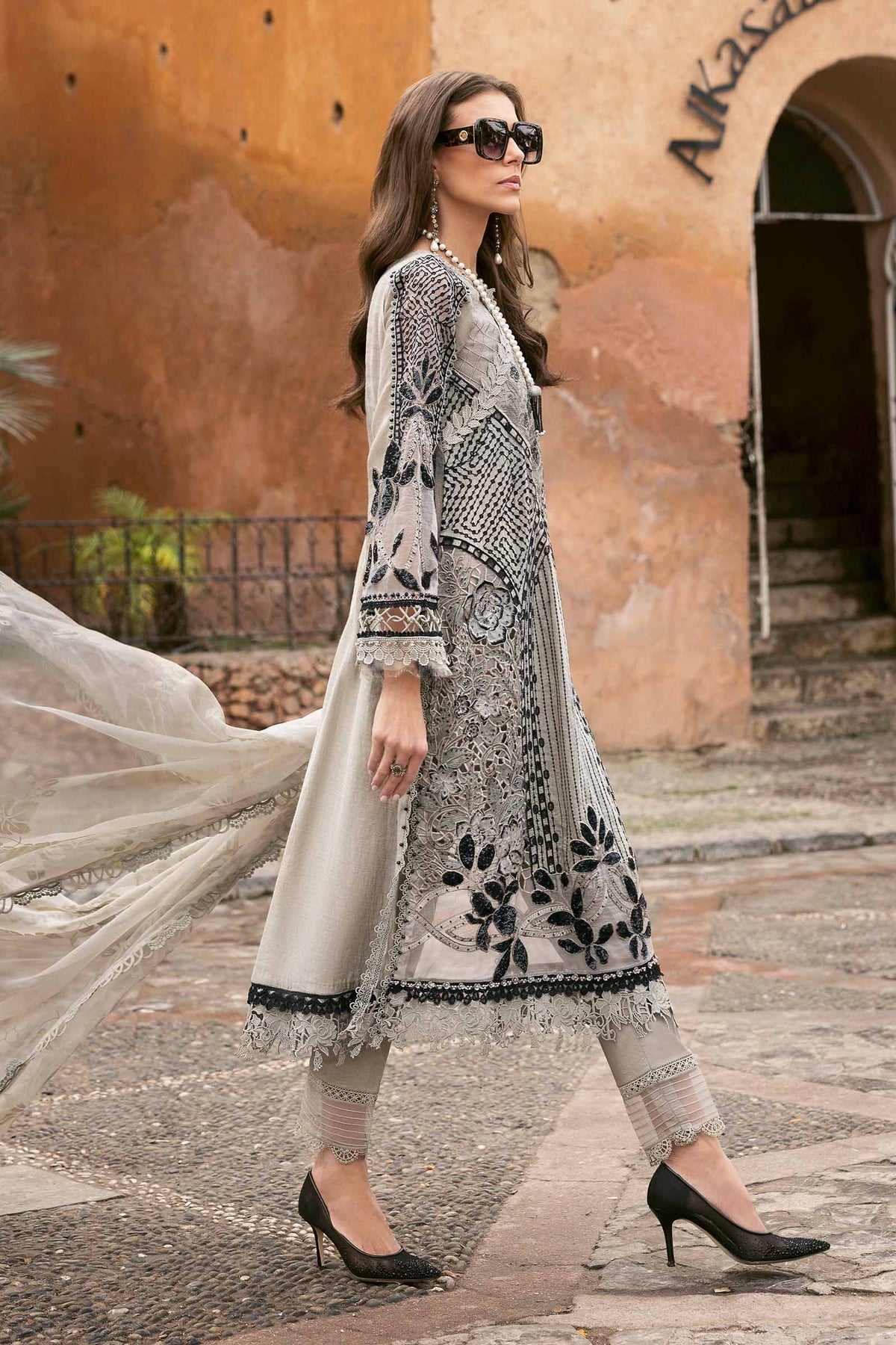 Maria B | Luxury Lawn 25 | D-2510-B S Gray Paper Cotton