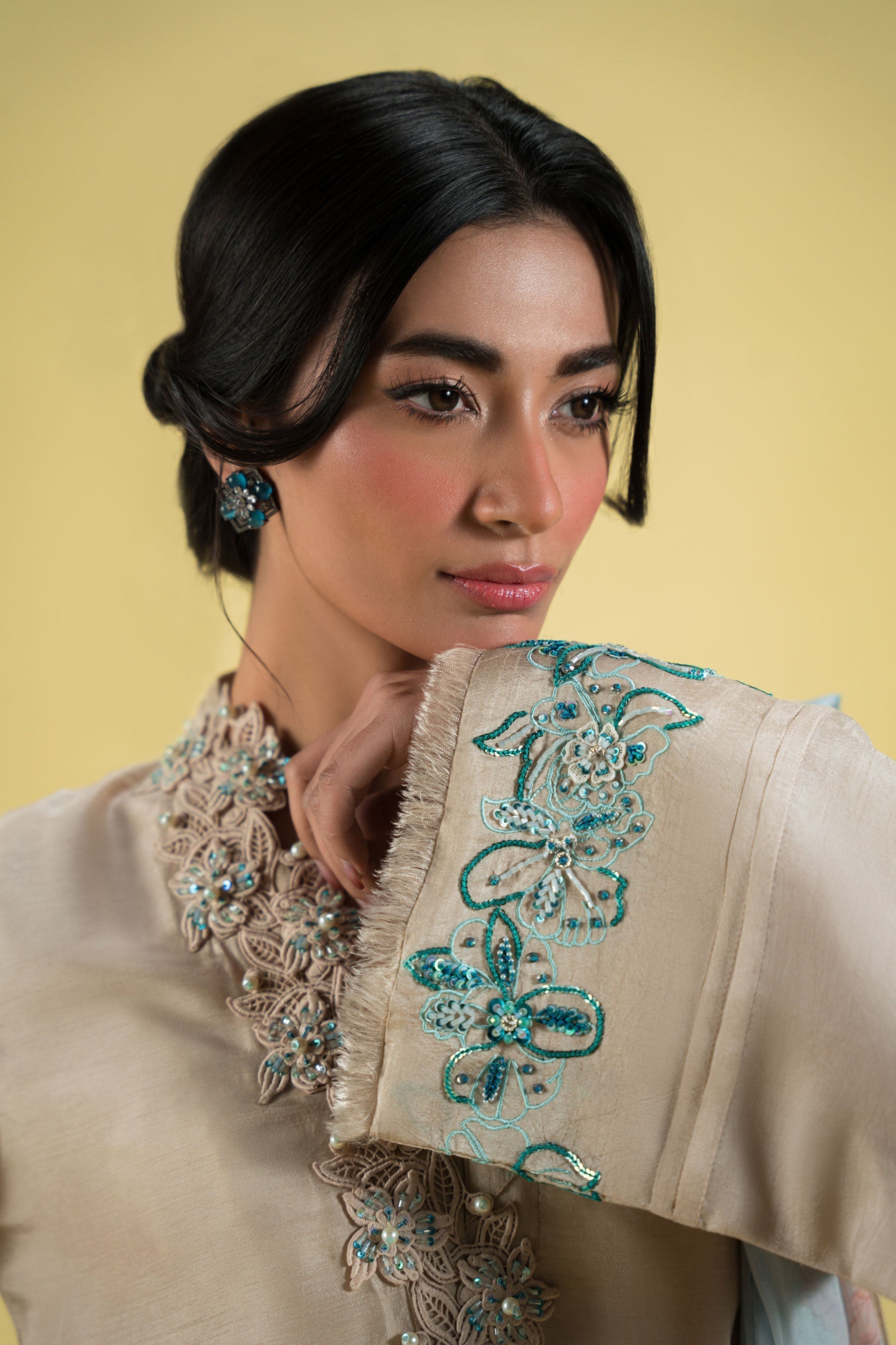 Ammara Khan | Sia 25 | D-12 XL Beige Blended Silk