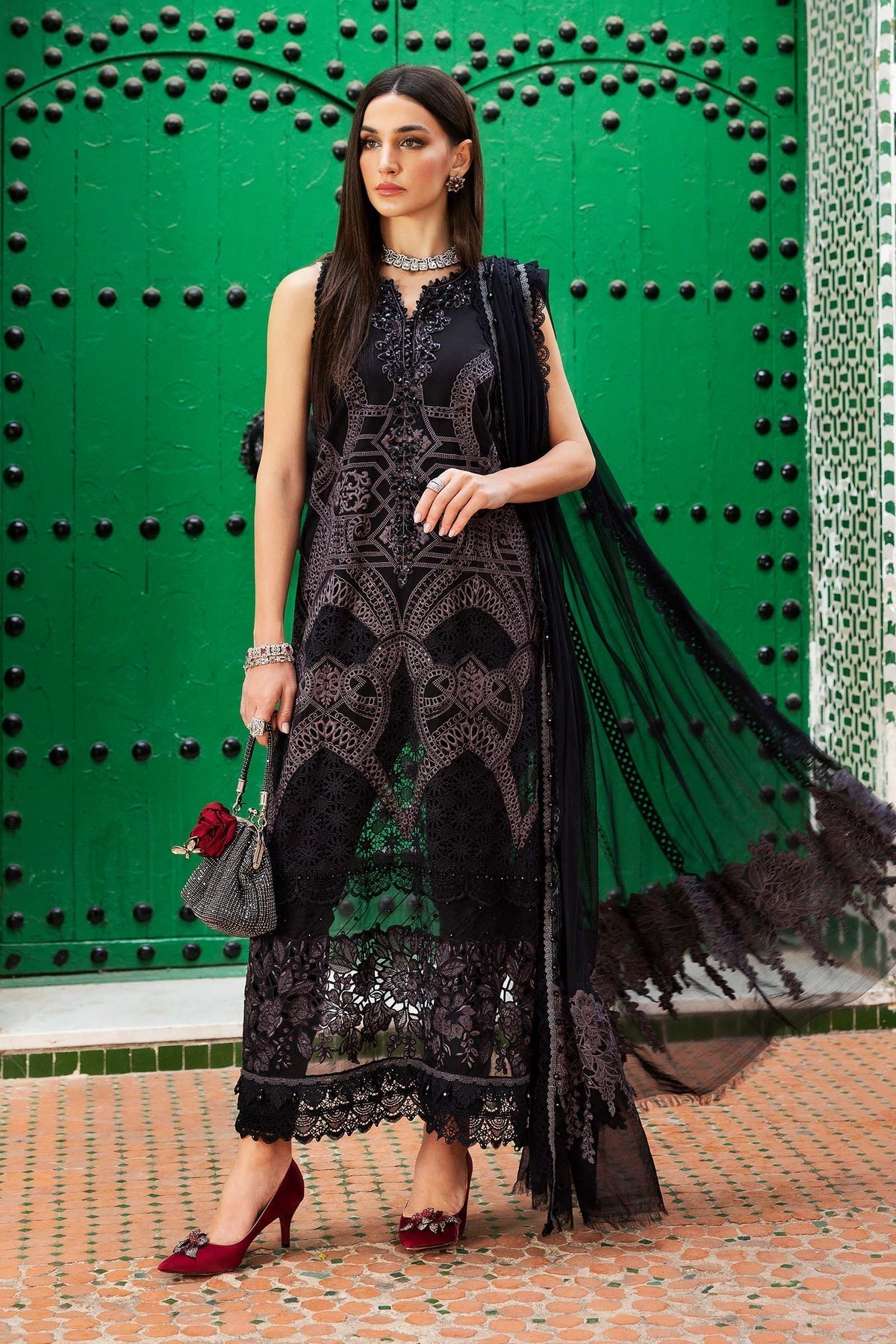 Maria B | Luxury Lawn 25 | D-2512-B XS Black Lawn
