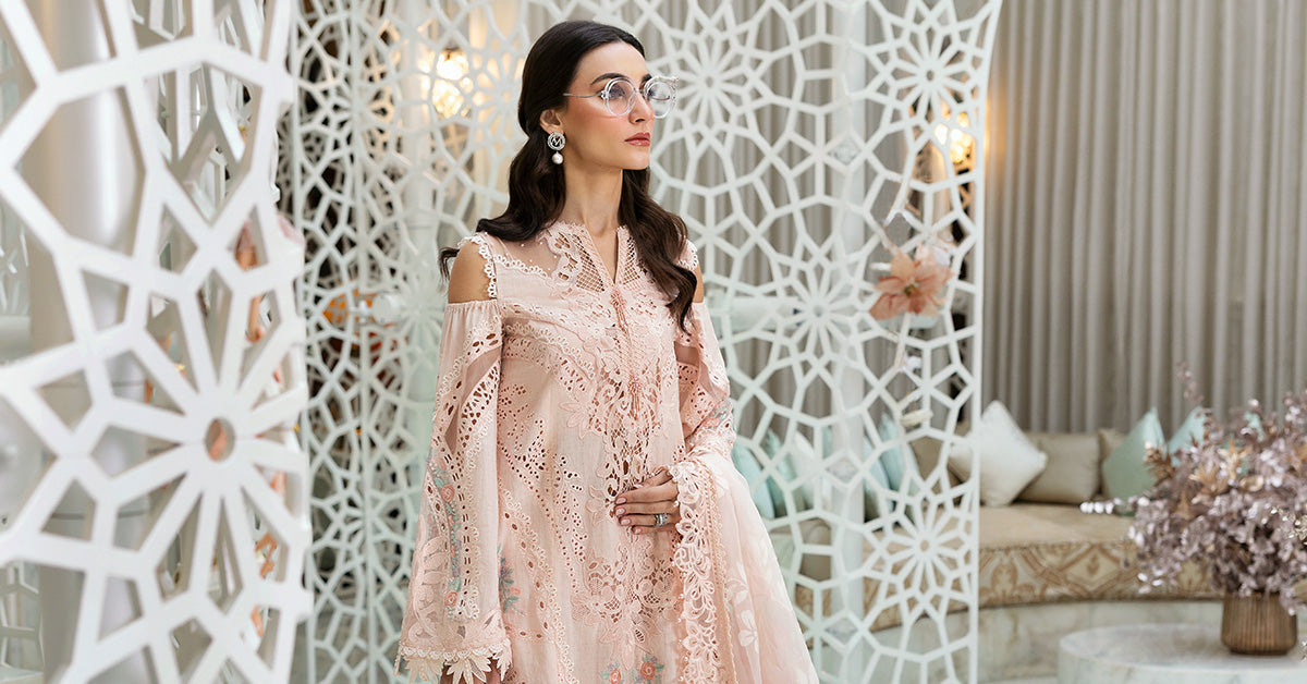 Maria B | Luxury Lawn 25 | D-2513-A XL Pale Peach Lawn