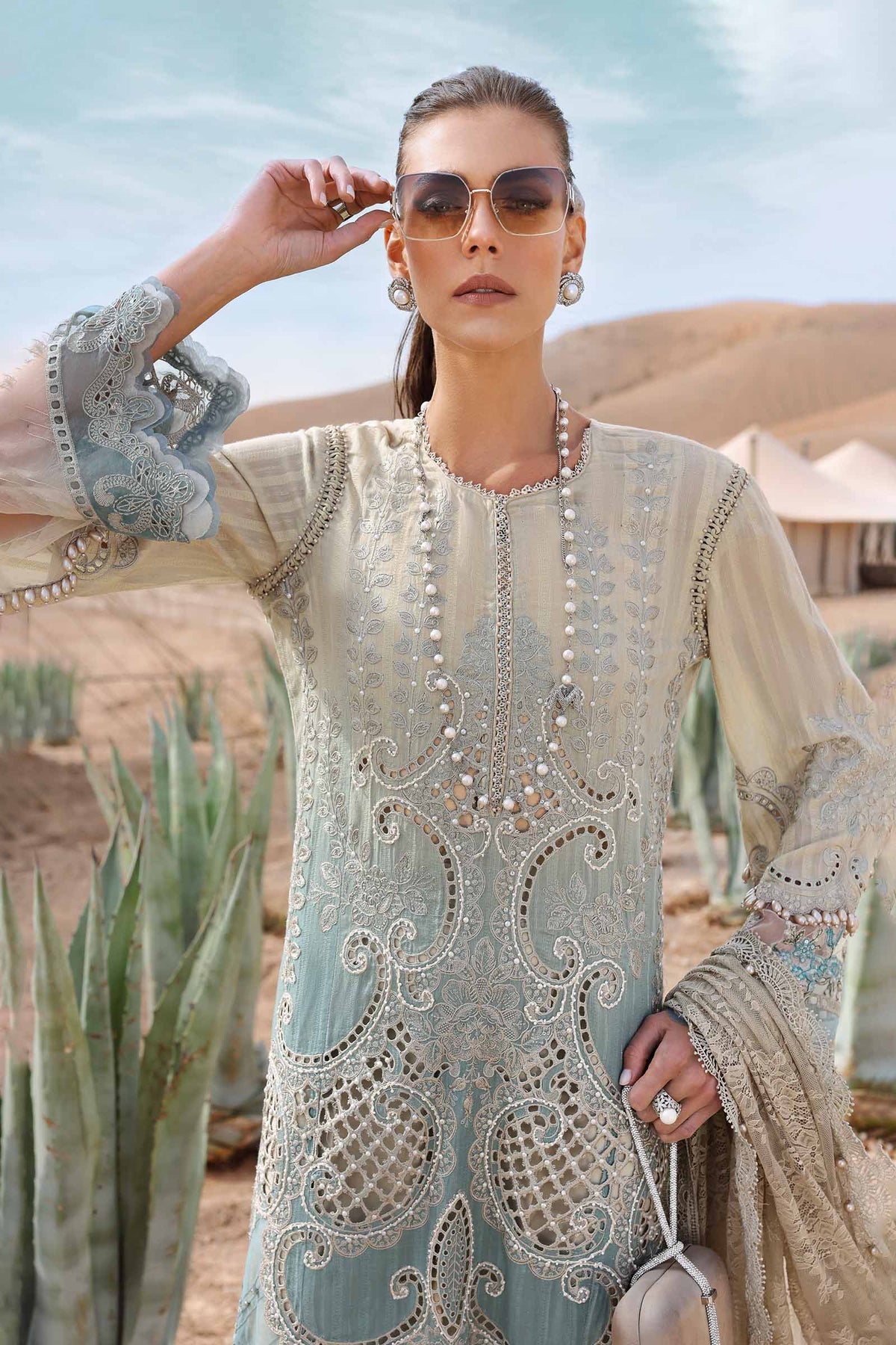 Maria B | Luxury Lawn 25 | D-2515-B L Beige Lawn