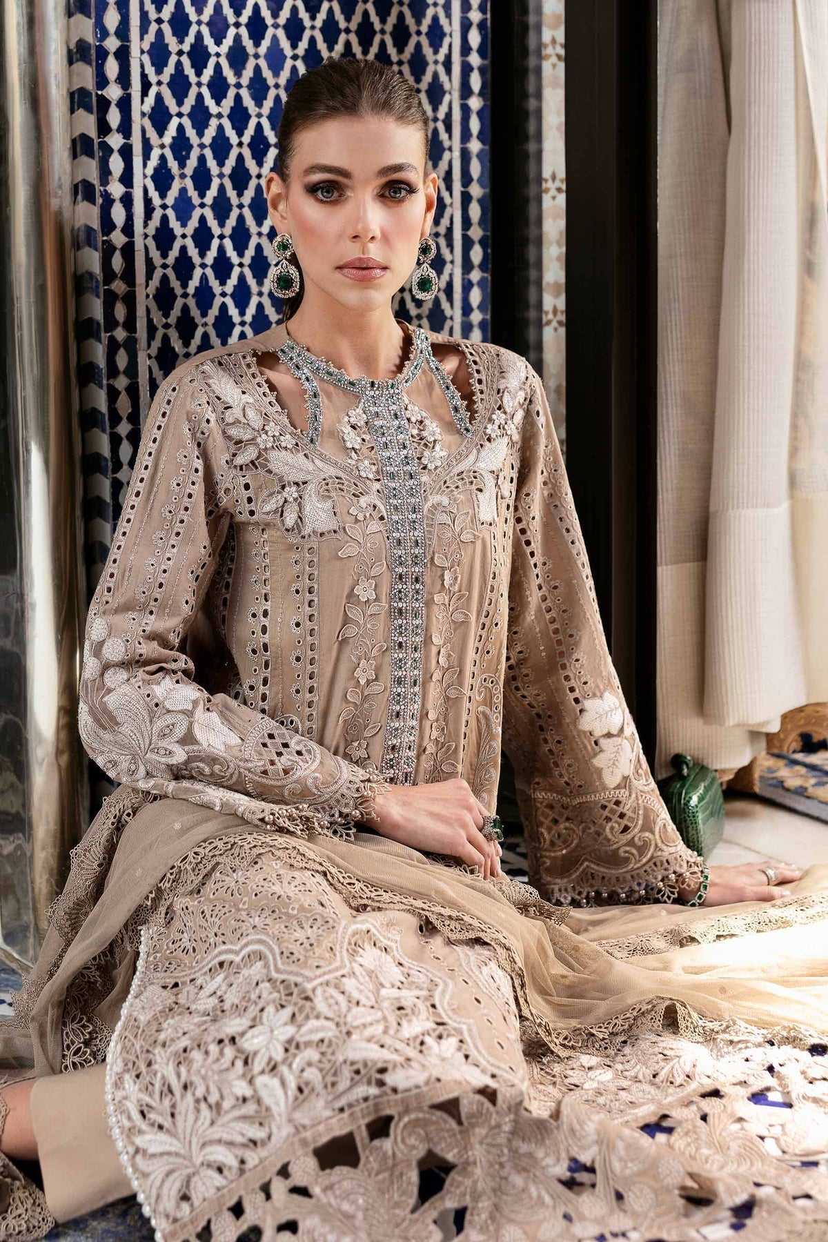 Maria B | Luxury Lawn 25 | D-2502-A M Sand Lawn