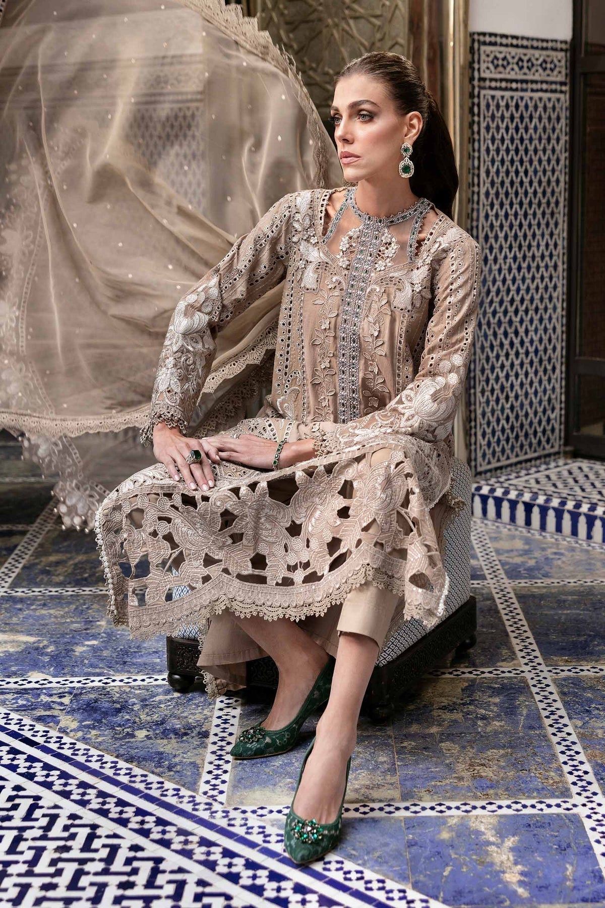 Maria B | Luxury Lawn 25 | D-2502-A L Sand Lawn