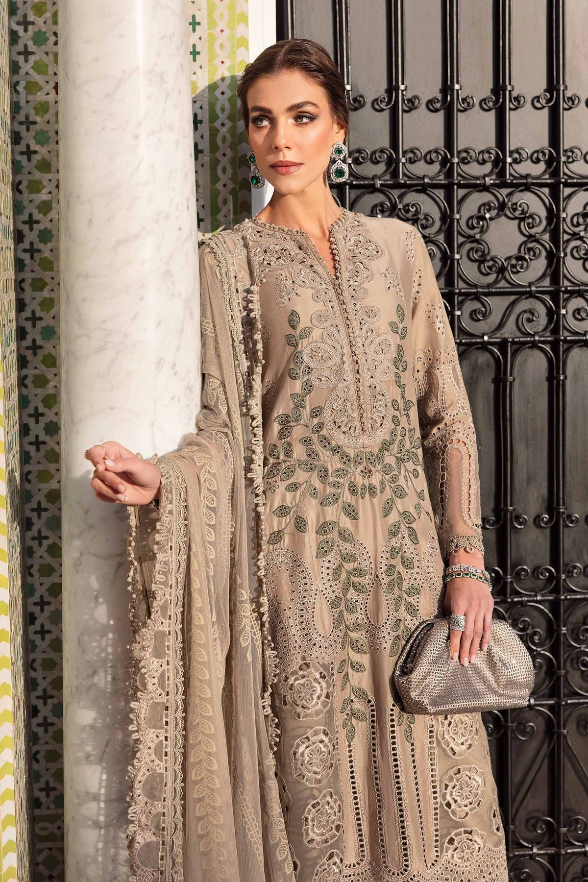 Maria B | Luxury Lawn 25 | D-2503-A M Coffee Lawn