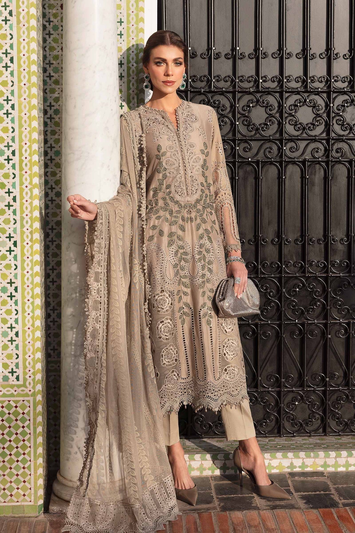 Maria B | Luxury Lawn 25 | D-2503-A XS Coffee Lawn