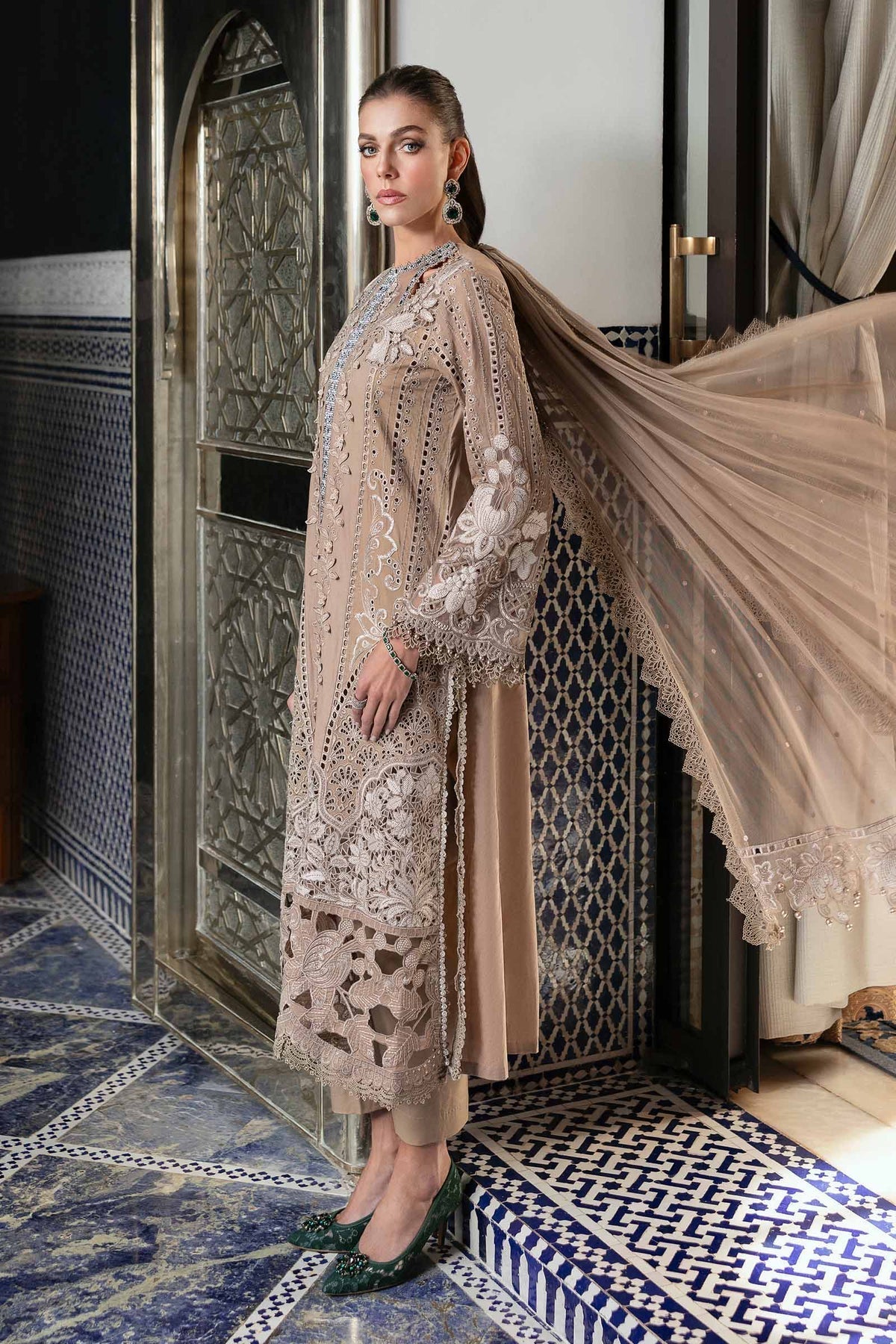 Maria B | Luxury Lawn 25 | D-2503-A S Coffee Lawn