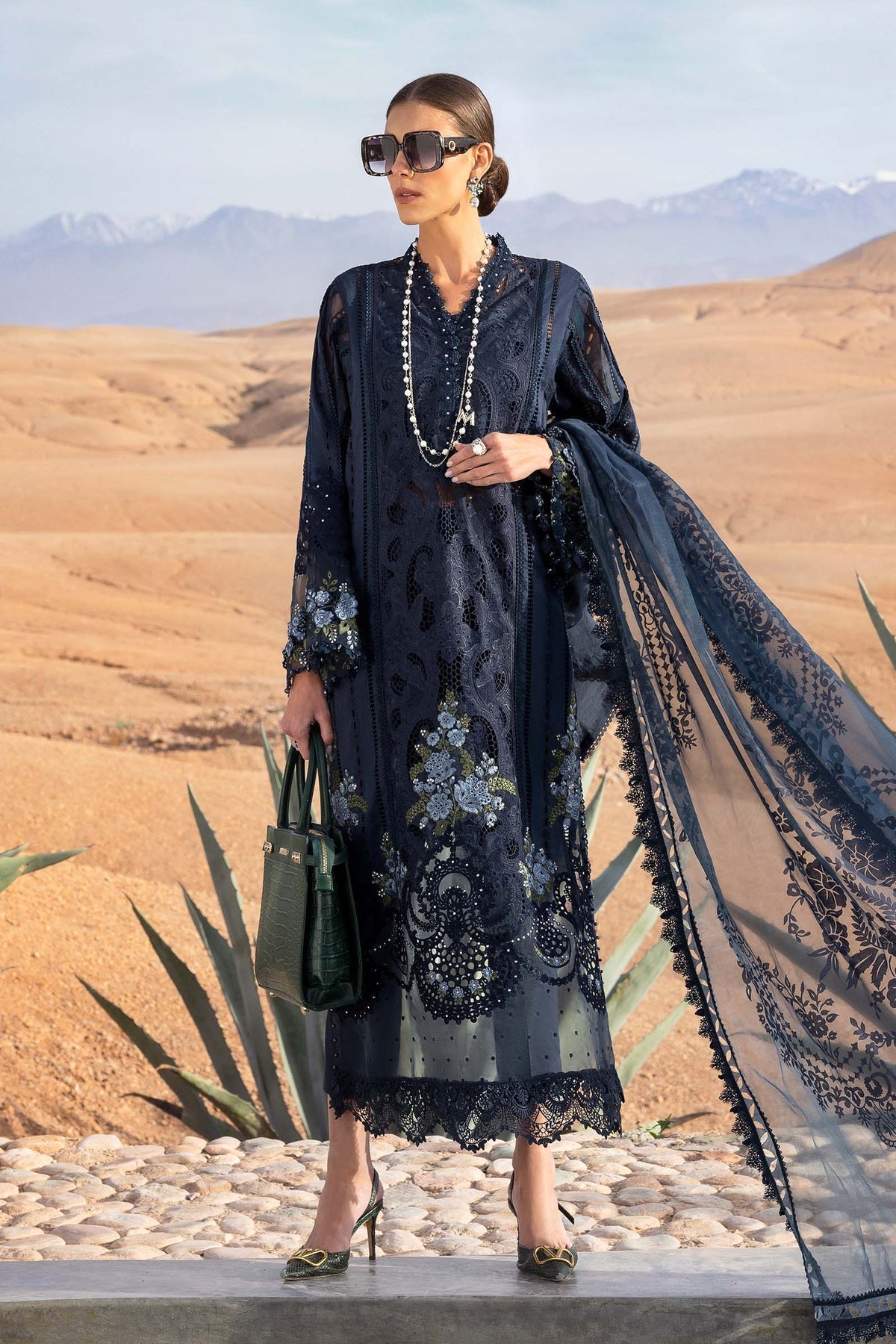 Maria B | Luxury Lawn 25 | D-2504-B XS Navy Blue Lawn