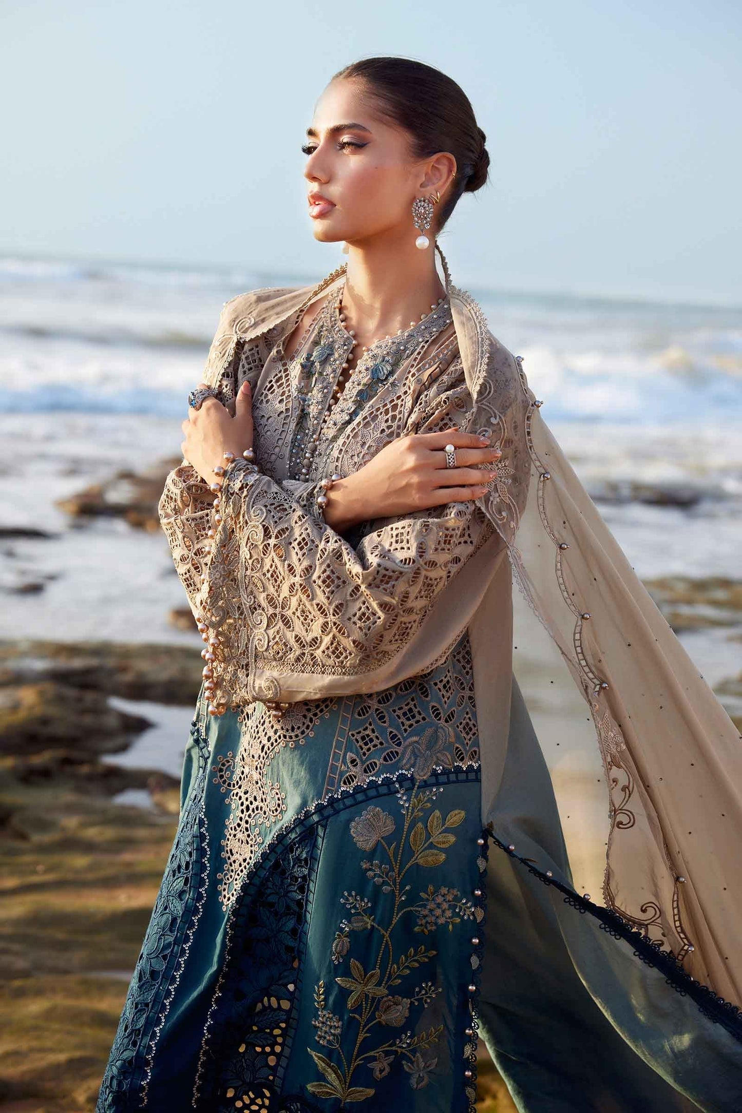 Maria B | Eid Collection 25 | 25-08 M Golden Lawn