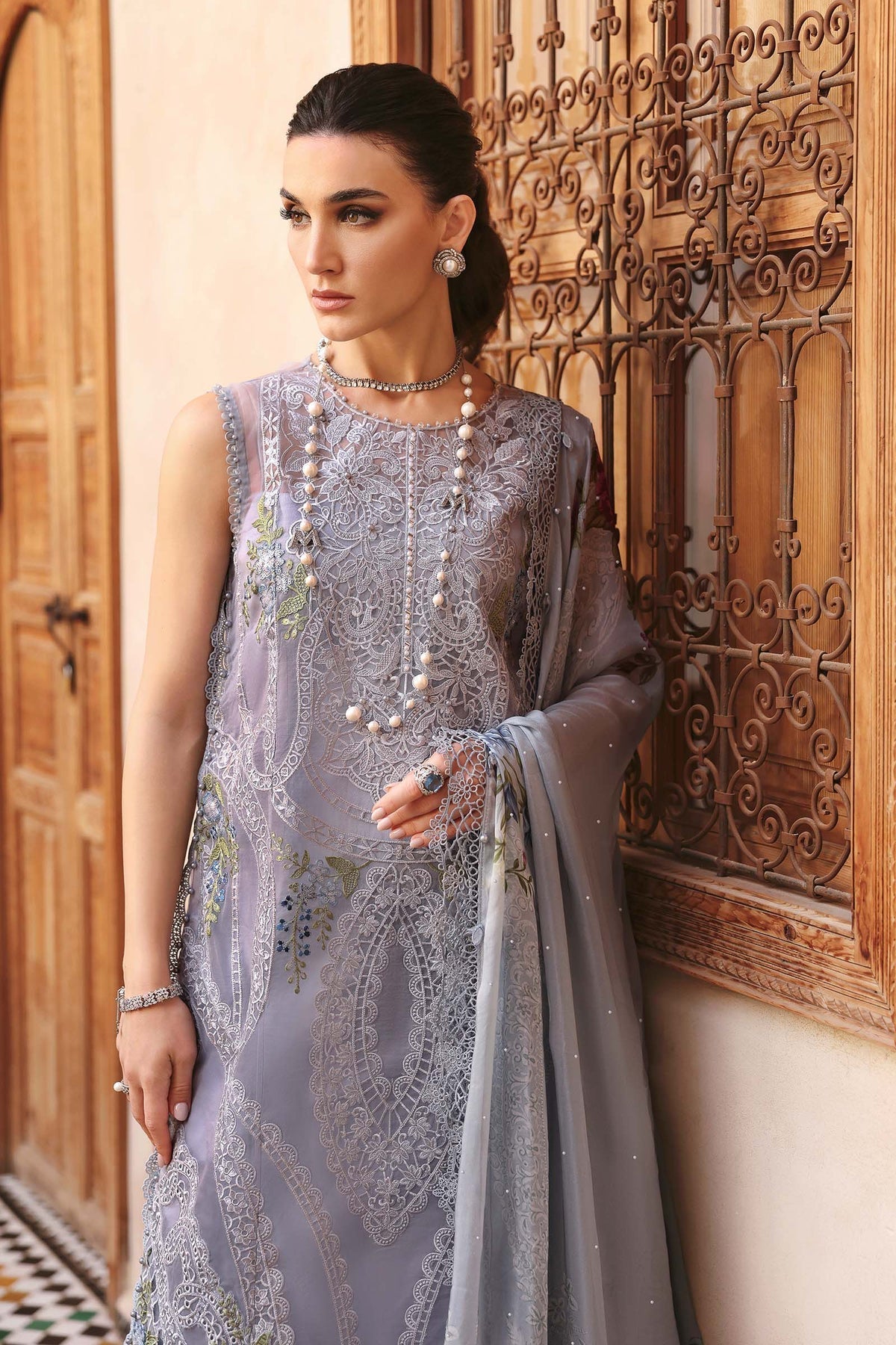 Maria B | Luxury Lawn 25 | D-2509-B L Steel Gray Hue Lawn