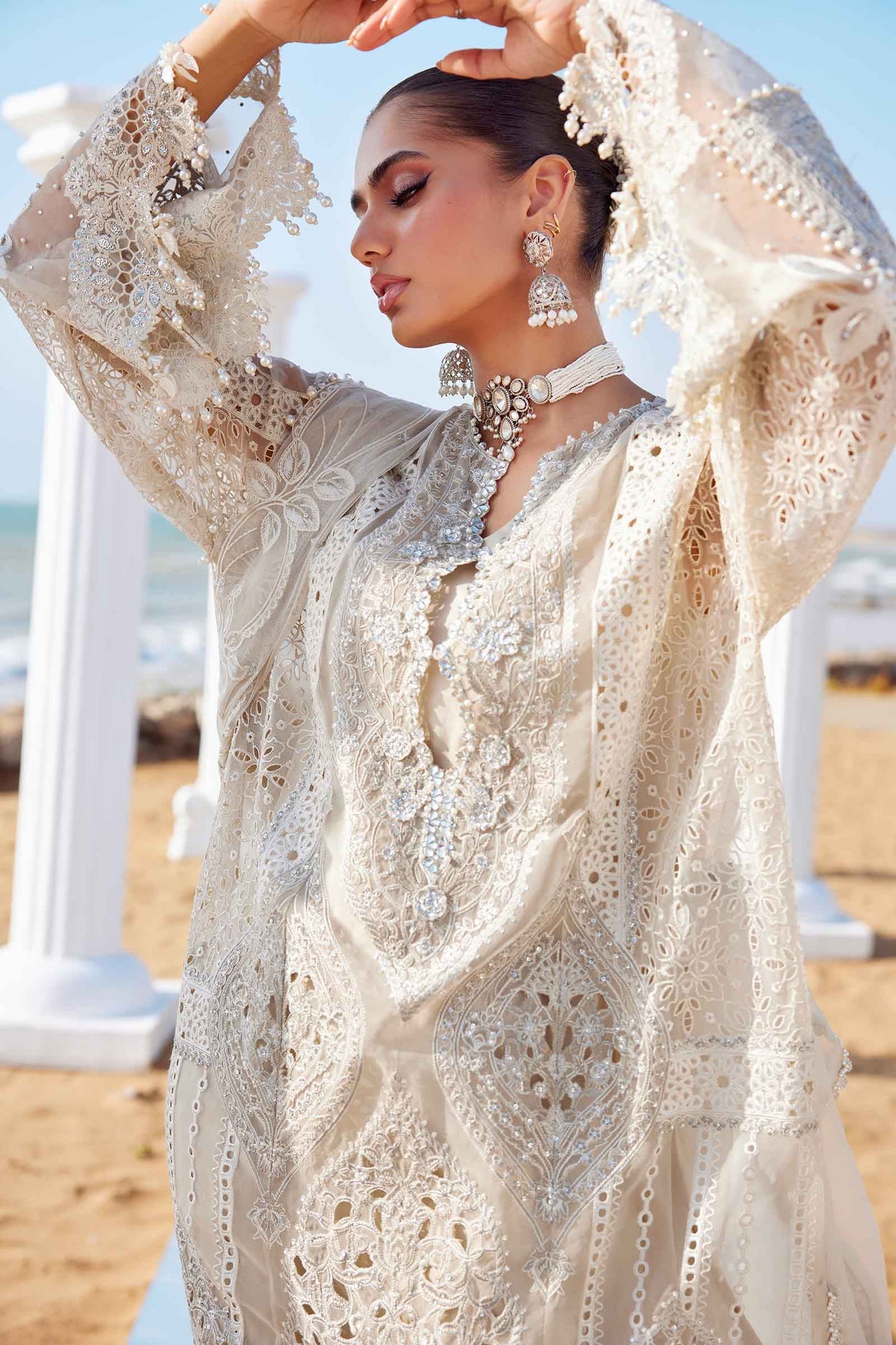 Maria B | Eid Collection 25 | 25-09 L Ivory Lawn
