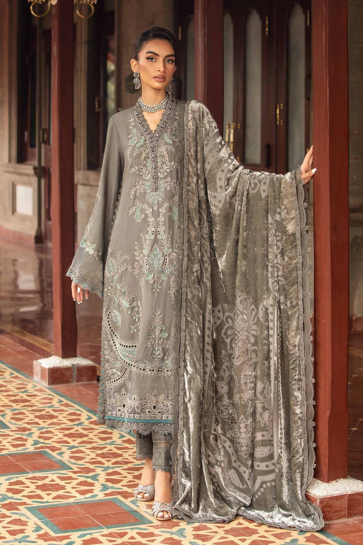 Maria B | Winter Luxe 24 | Velvet DL-1209 - Pakistani Designer Dress - by Maria B | Type: Ladies Clothes - 100% Original at Saira Sultan