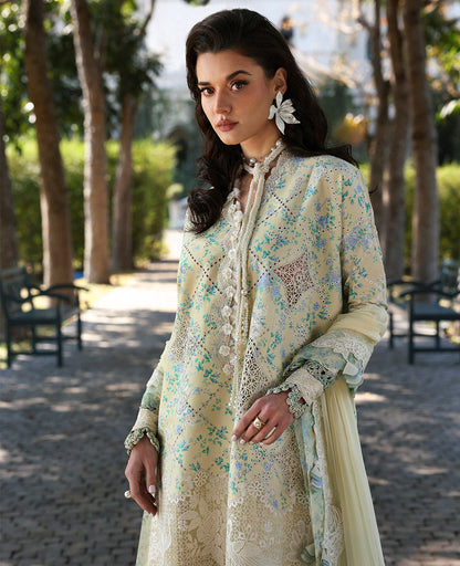 Republic Womenswear | Kalani Eid Luxury Lawn 25 | D8-A - Zuri S Ivory Lawn