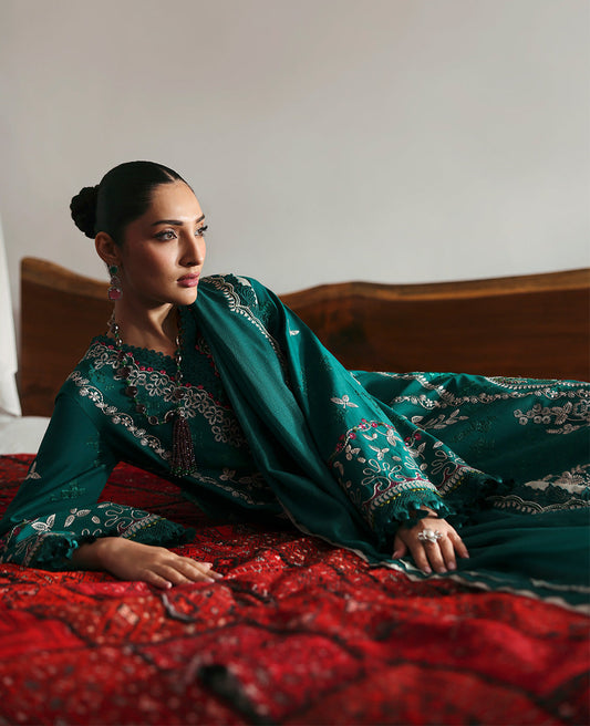 Republic Womenswear | Talia Luxury Lawn 25 | D8-B - Nia XS Teal Green Lawn