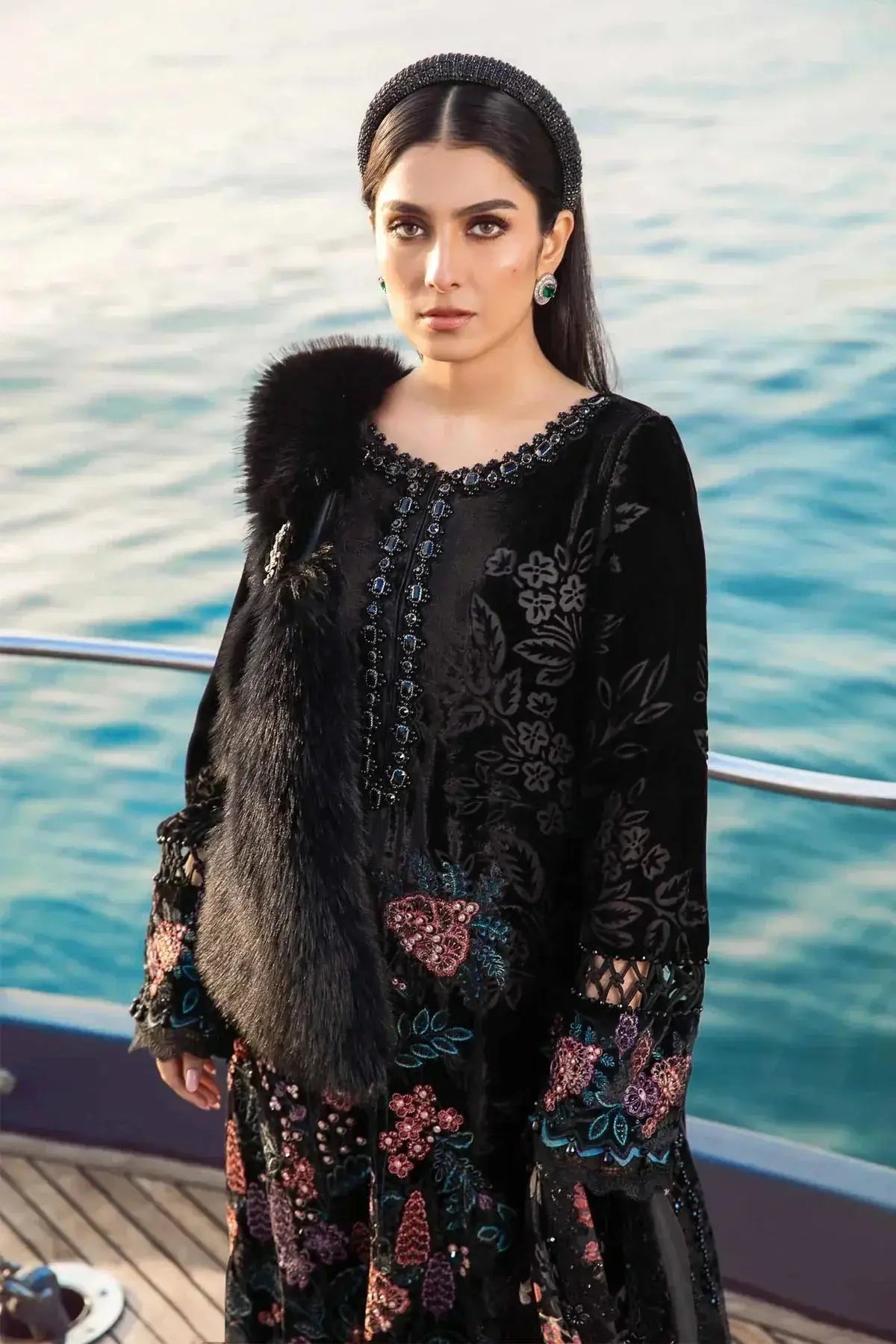 Maria B | Linen 23 | Black DL-1102 - Pakistani Designer Dress - by Maria B | Type: Luxury - 100% Original at Saira Sultan