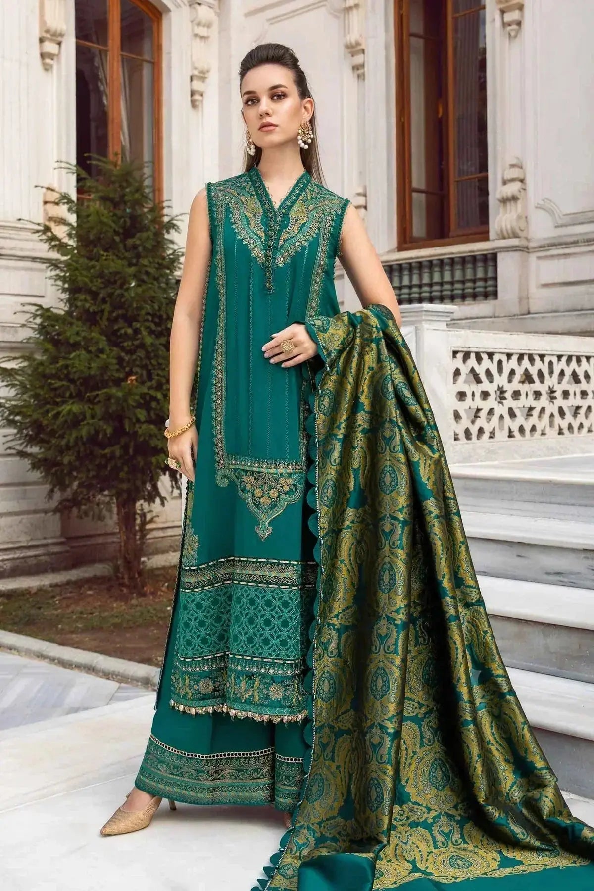 Maria B | Linen 23 | Emerald Green DL-1107 - Pakistani Designer Dress - by Maria B | Type: Luxury - 100% Original at Saira Sultan