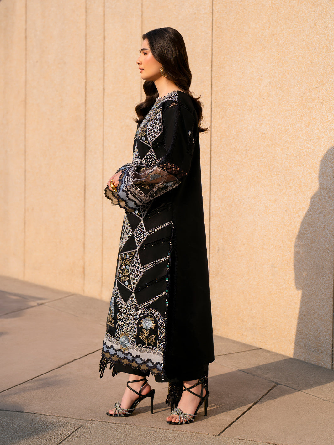 Parishay | Dil e Raqsam Festive Eid Lawn | DR-08 Custom Size Black Lawn