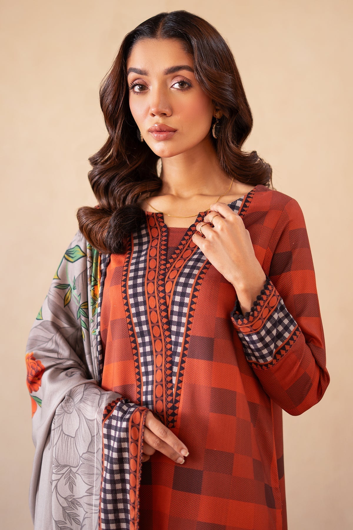 Charizma | Print Melody | CPM-4-S45A L Burnt Orange Raw Silk