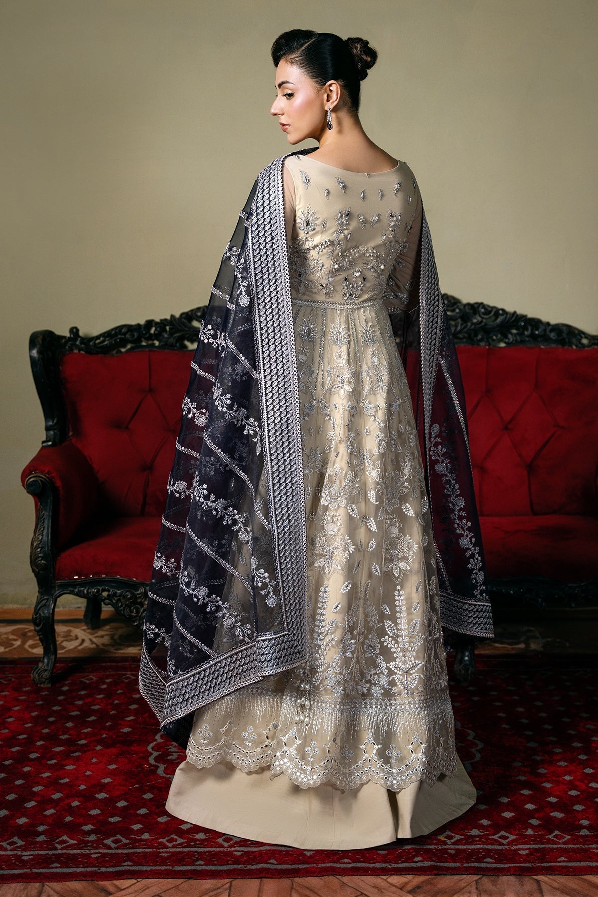 Mina Kashif | Kahani Formals | Araish S Ivory Net