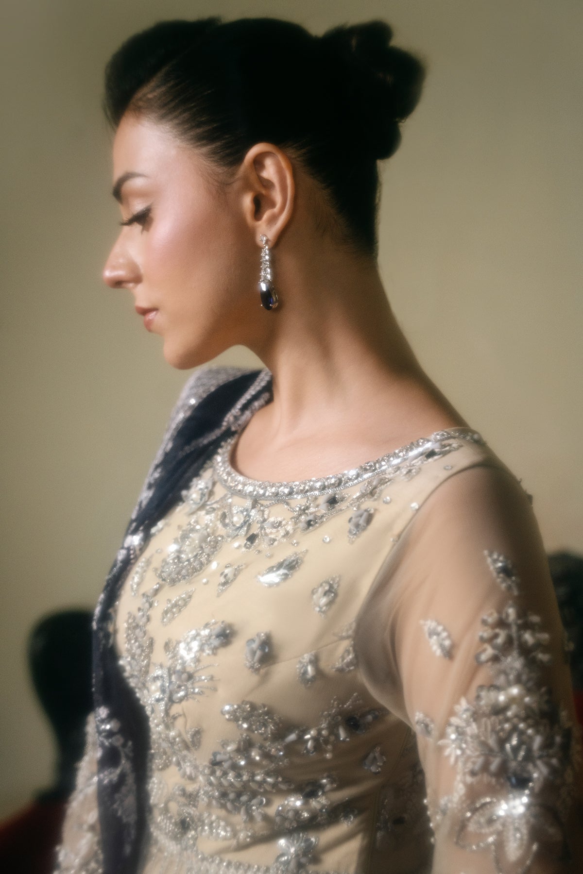 Mina Kashif | Kahani Formals | Araish M Ivory Net