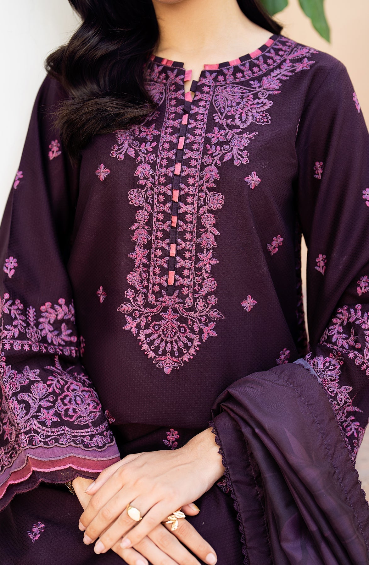 Zarif | Nura Textured Lawn 25 | FAHA M Dark Plum Lawn