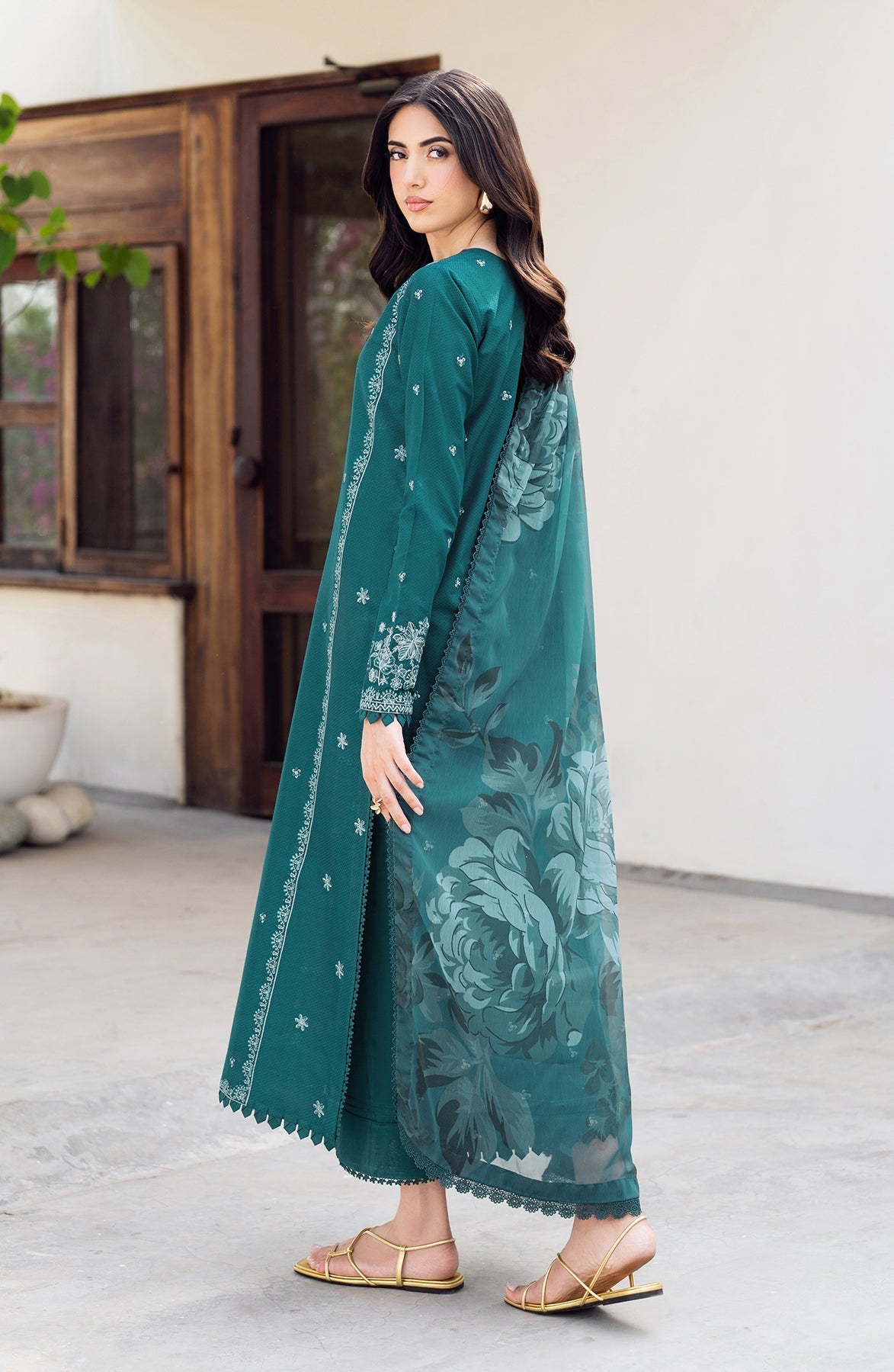 Zarif | Nura Textured Lawn 25 | NUSA S Emerald Green Lawn