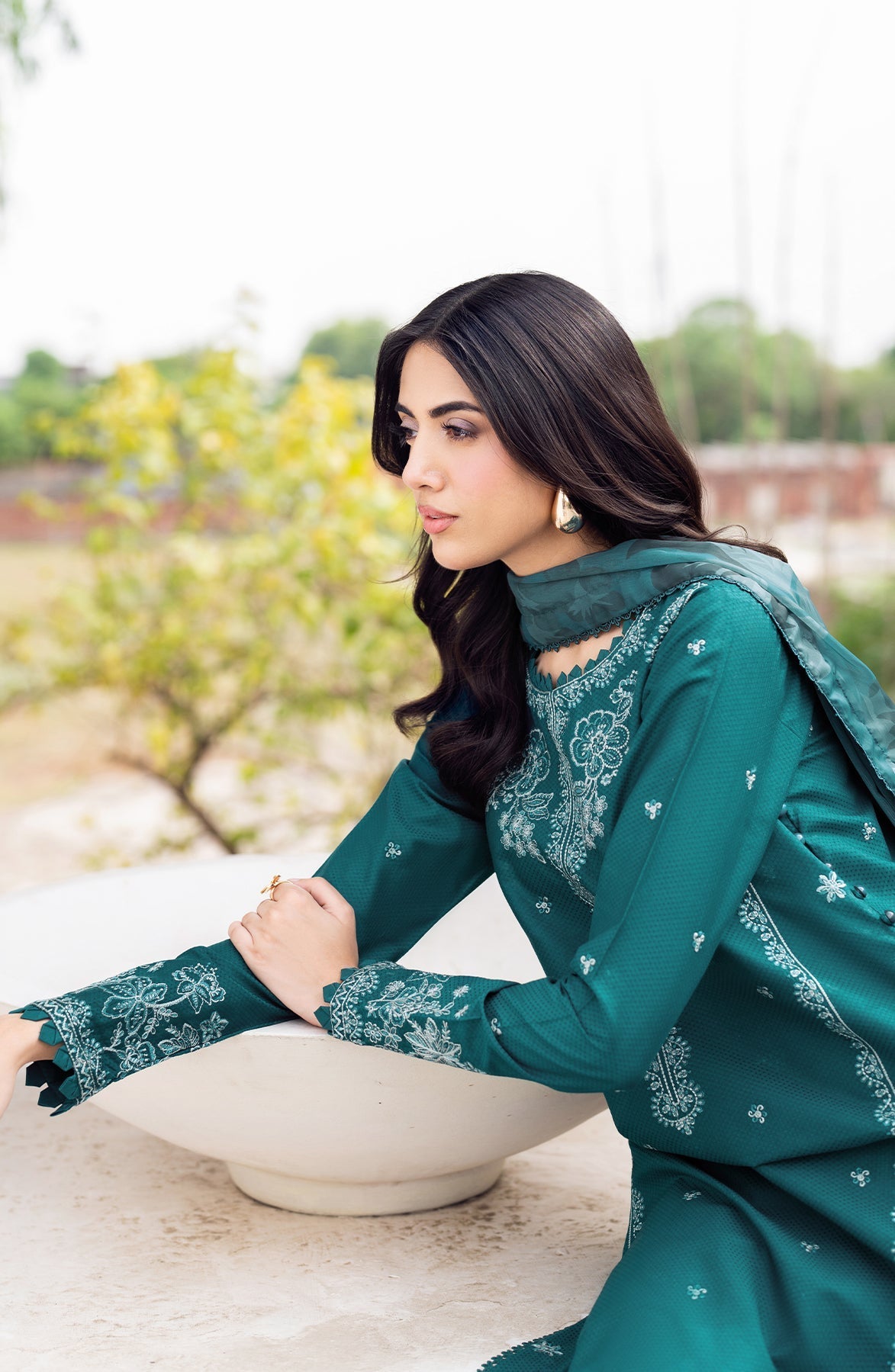 Zarif | Nura Textured Lawn 25 | NUSA L Emerald Green Lawn