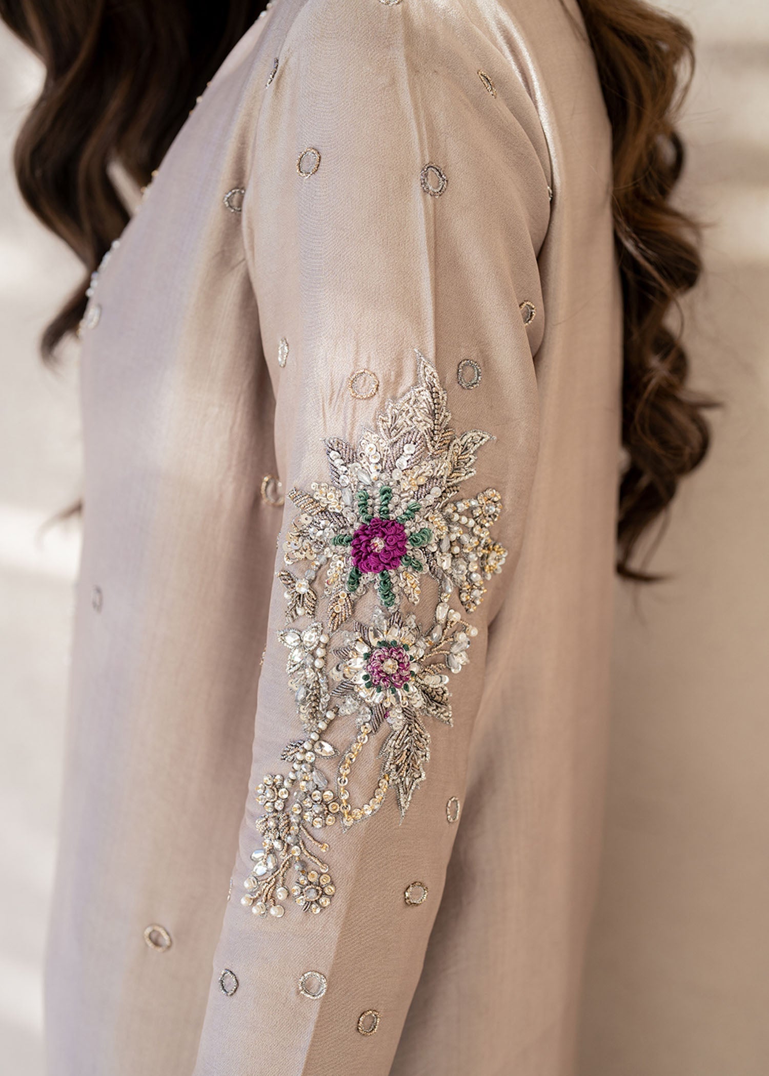 Dastoor | Maahi Luxury Pret 25 | Eris L Cloud Gray Tissue Silk