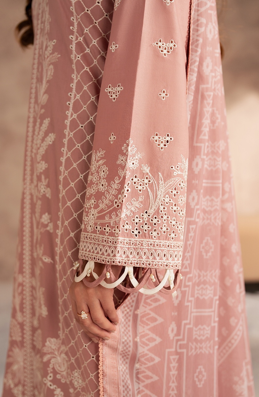 Zarif | Summer Lawn 25 | UNST-LWN-07 ANEEMA L Chikankari Lawn Powder Pink