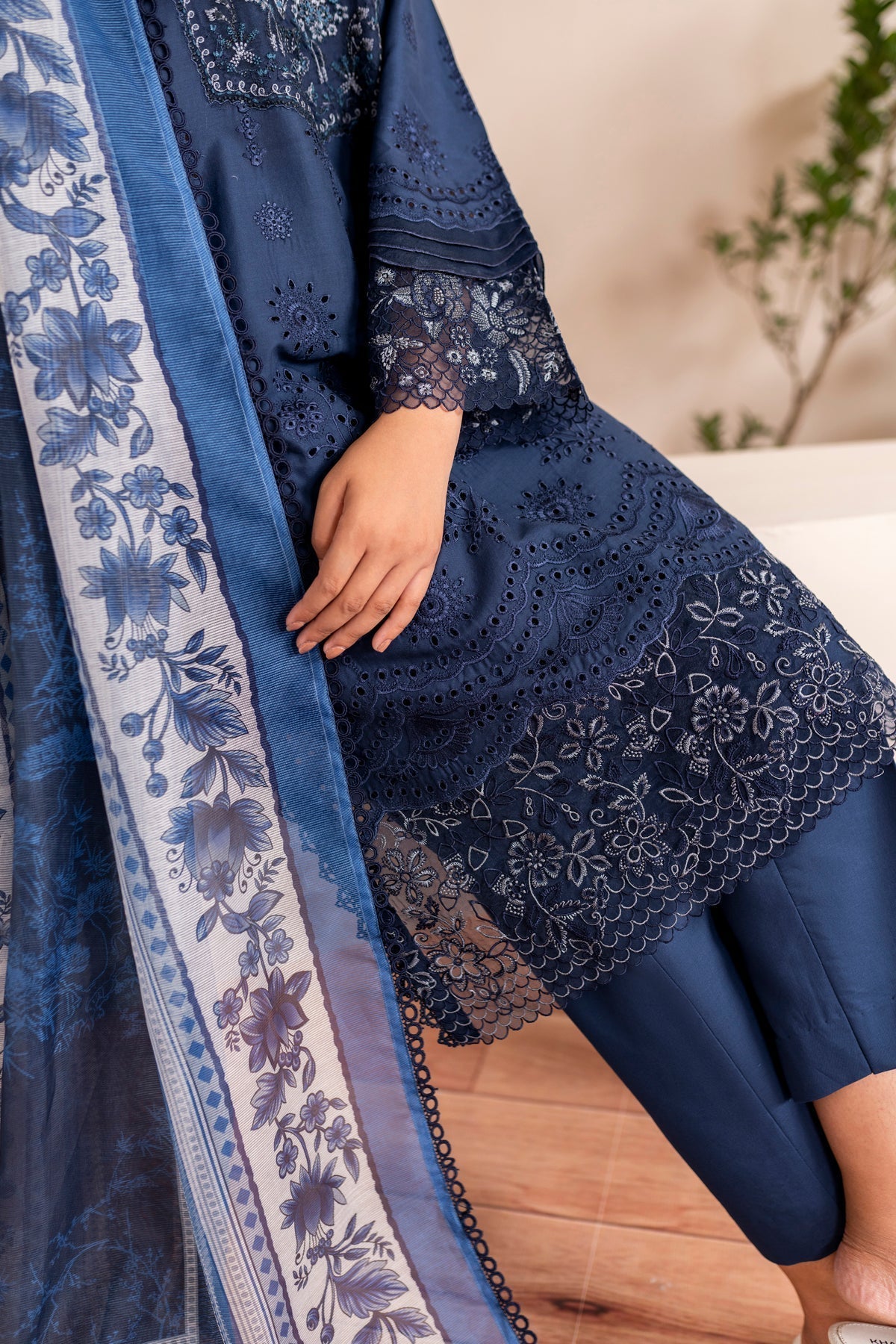 Xenia Formals | Printkari 25 | BRIRA XL Blue Lawn