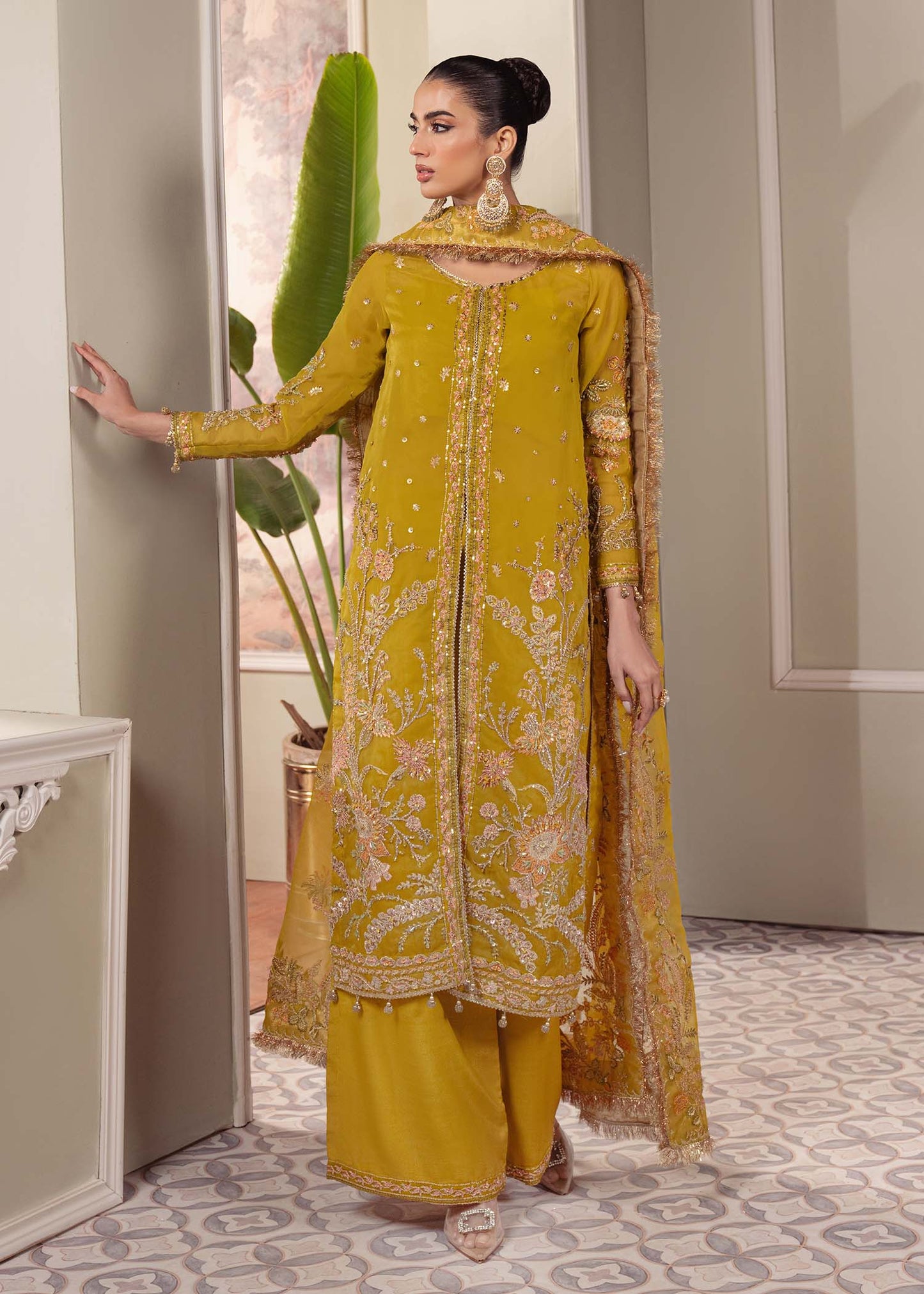 Dastoor | Airah Festive 25 | Serenity XS Golden Organza