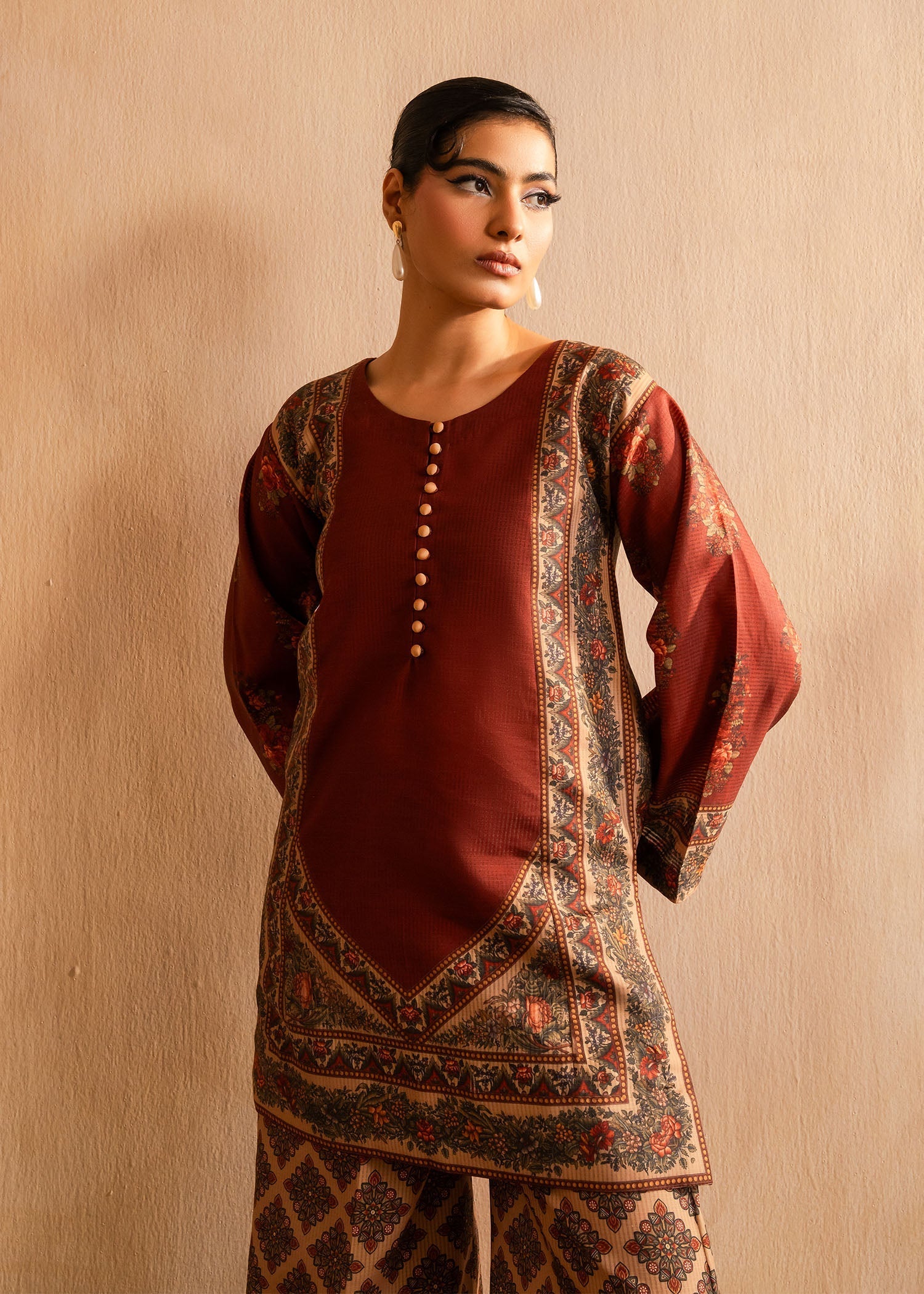Maria Osama Khan | Retro Lawn 25 | Berra L Rust Lawn
