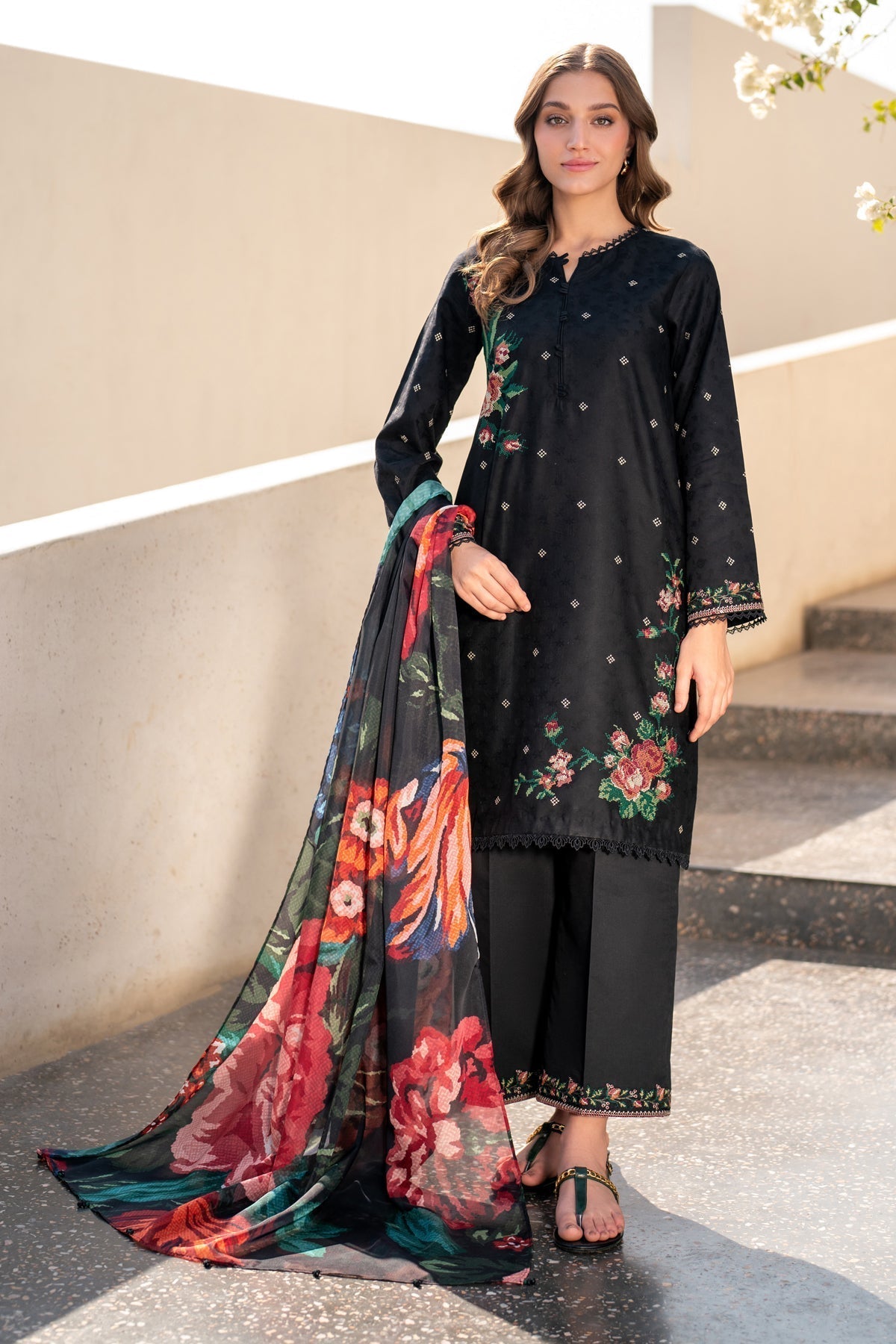 Xenia Formals | Summer Away 25 | DEN S Black Lawn