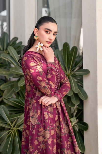 Xenia Formals | Summer Away 25 | SAYA XL Berry Lawn