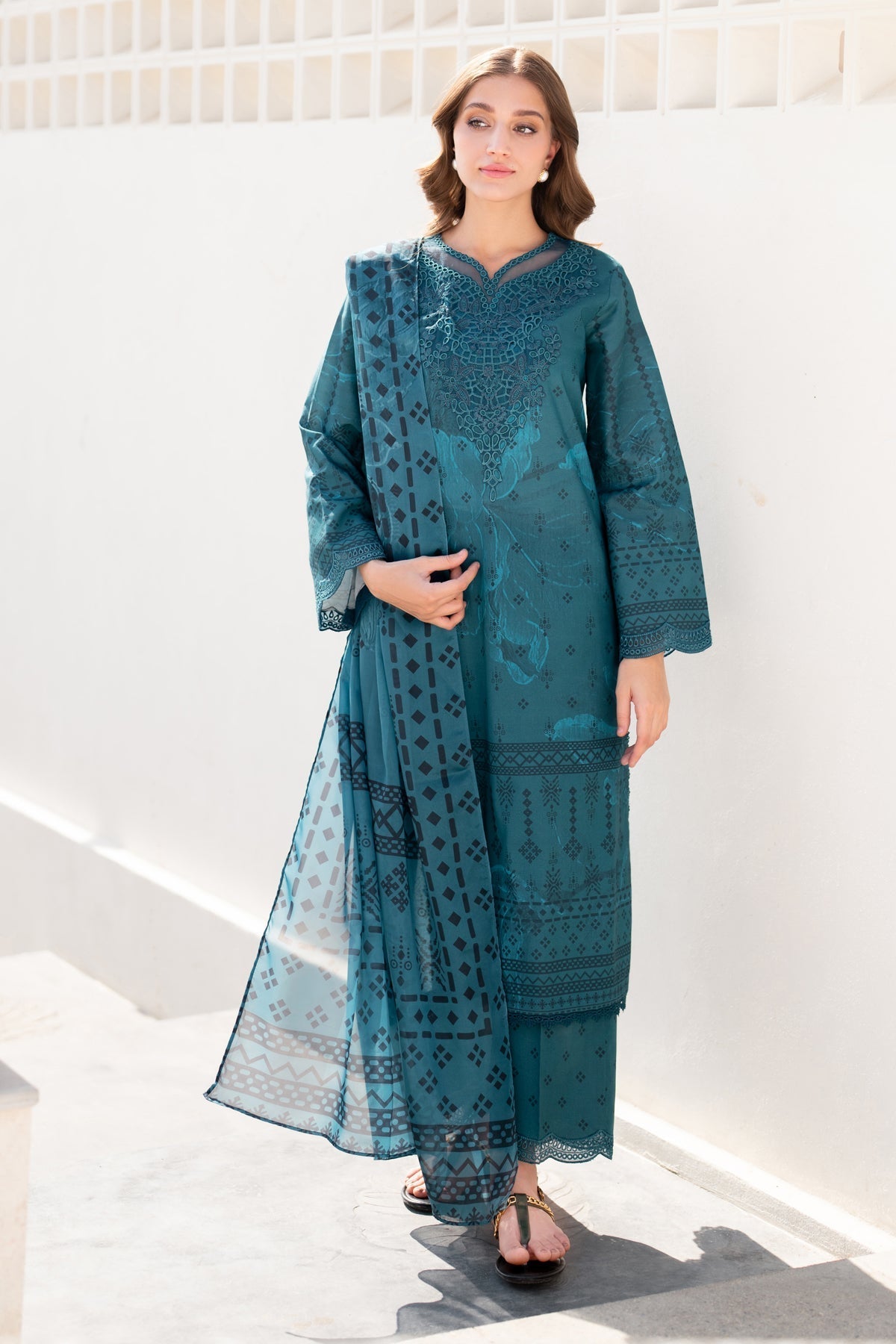 Xenia Formals | Summer Away 25 | BRICK-A XS Sea Green Lawn
