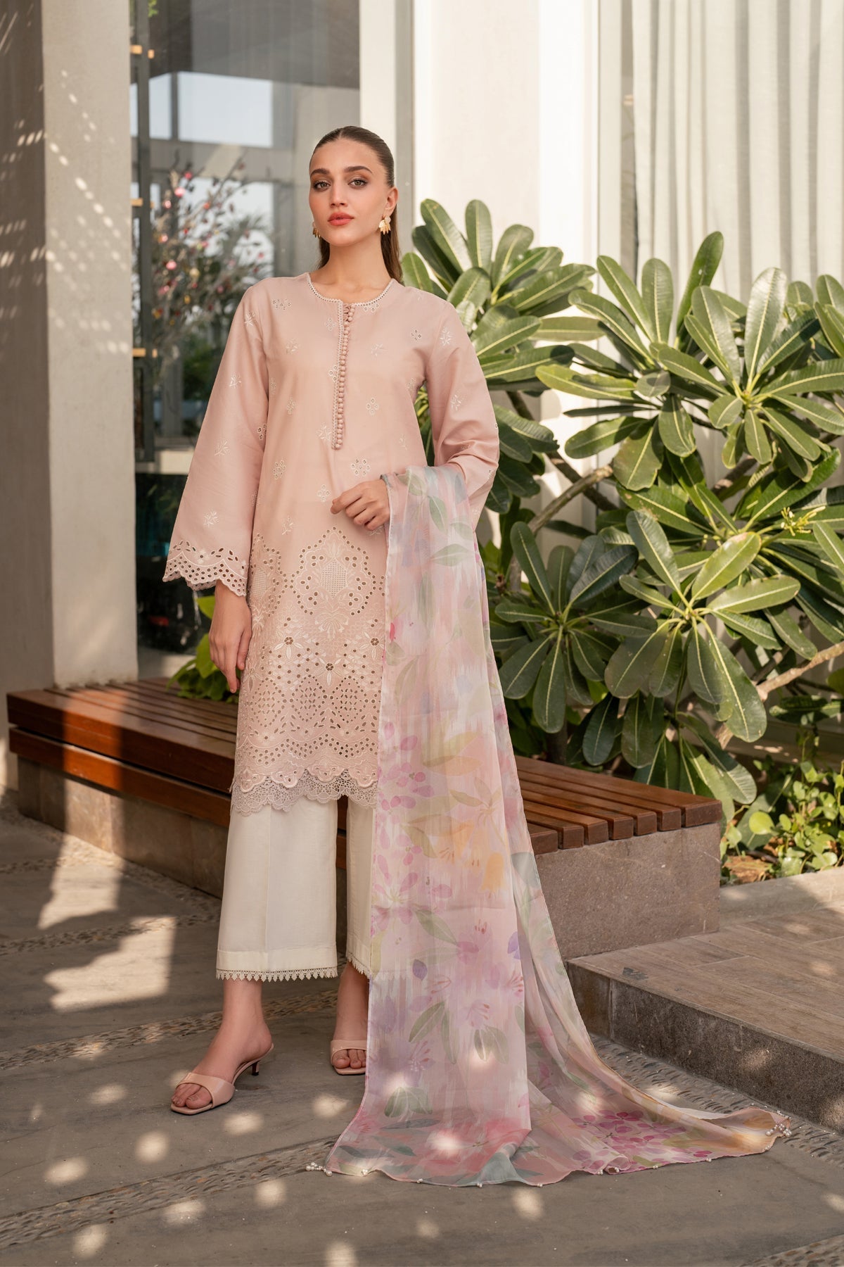 Xenia Formals | Summer Away 25 | FLAMINGO XS Pale Peach Lawn
