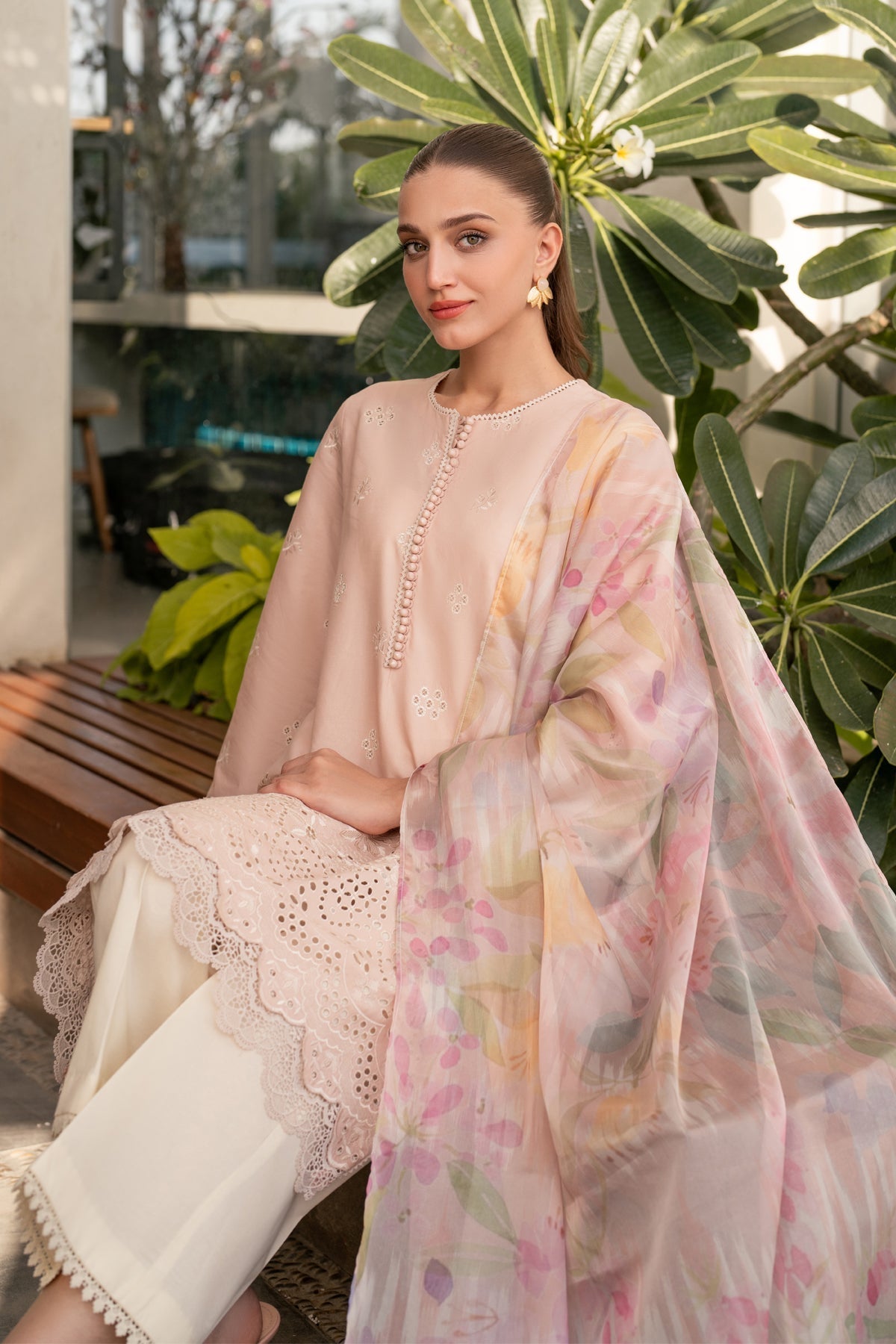 Xenia Formals | Summer Away 25 | FLAMINGO XL Pale Peach Lawn